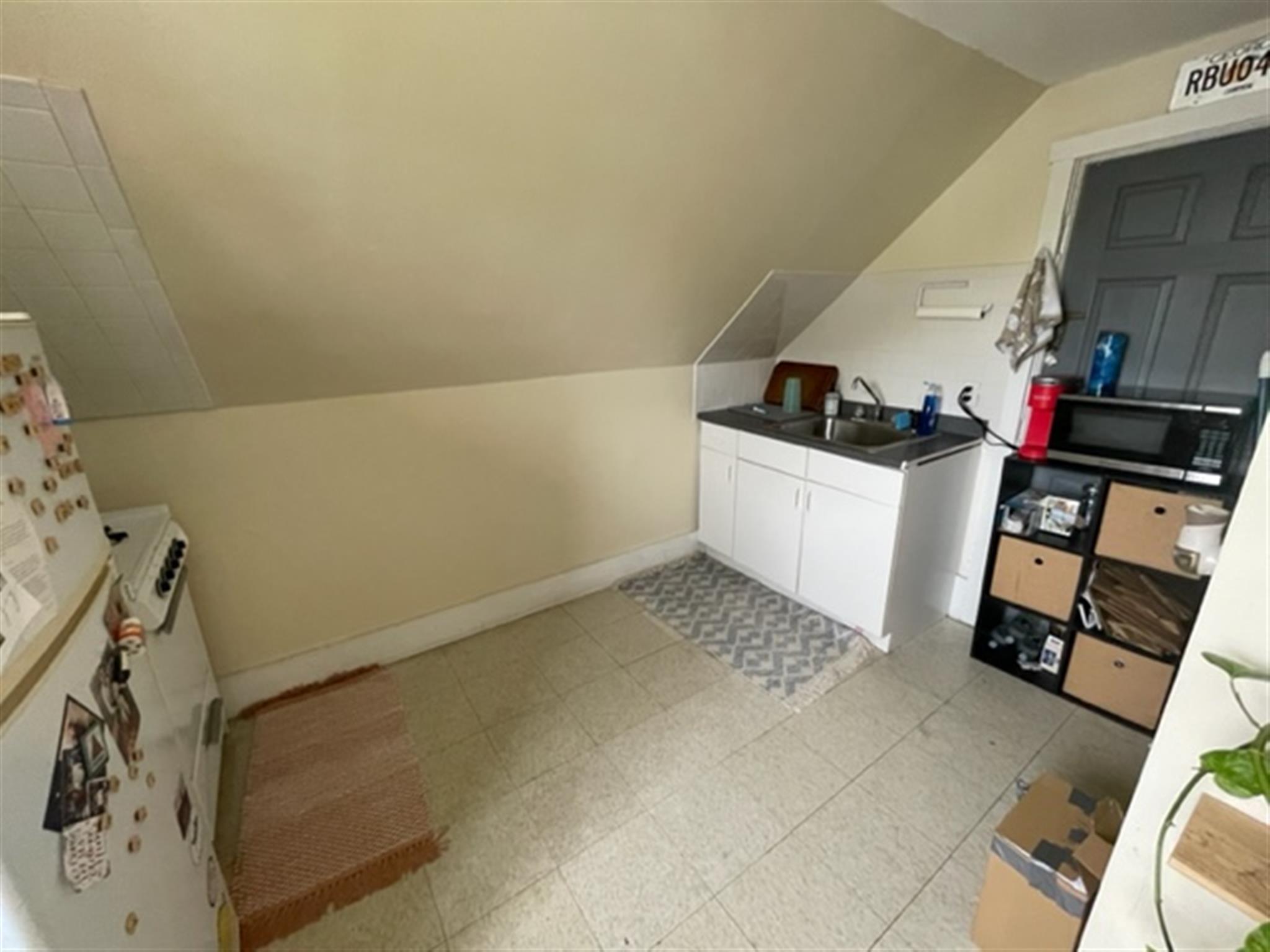 2 Sanger St, Medford