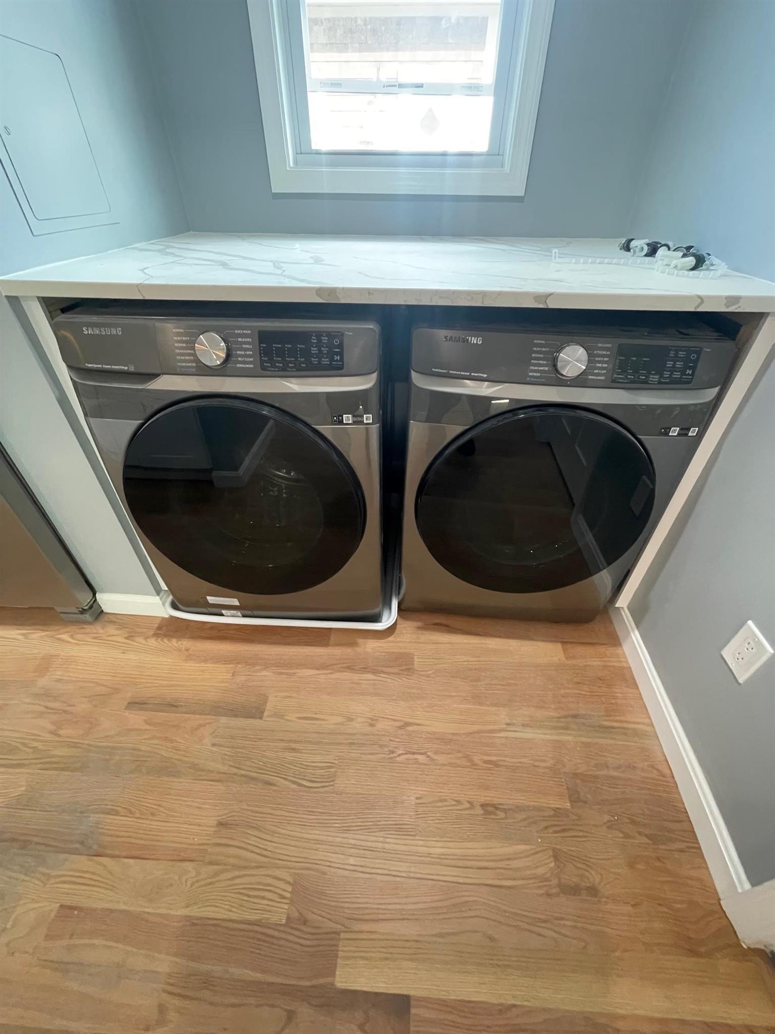 1 Theriault Ct, North Cambridge