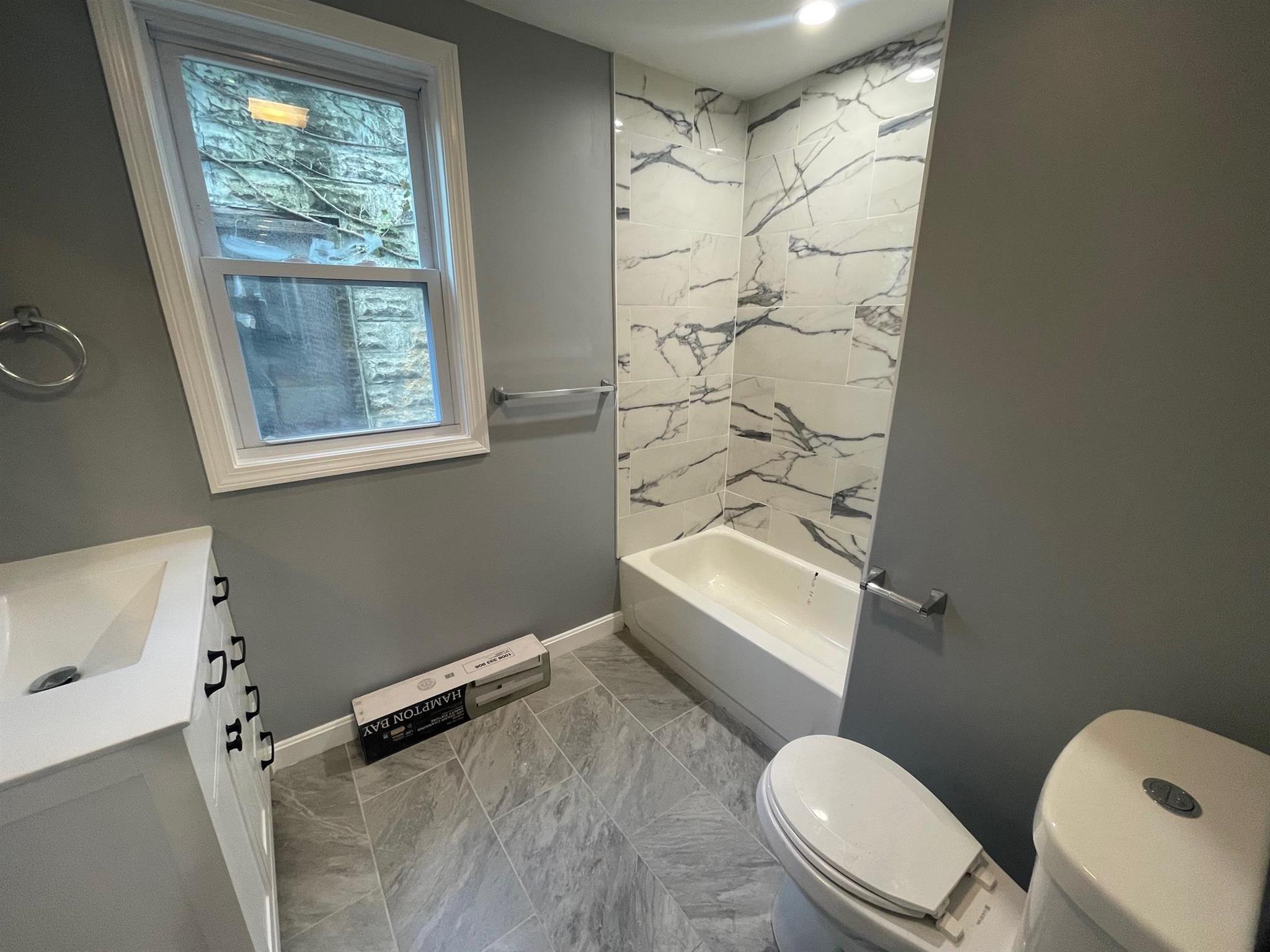 1 Theriault Ct, North Cambridge