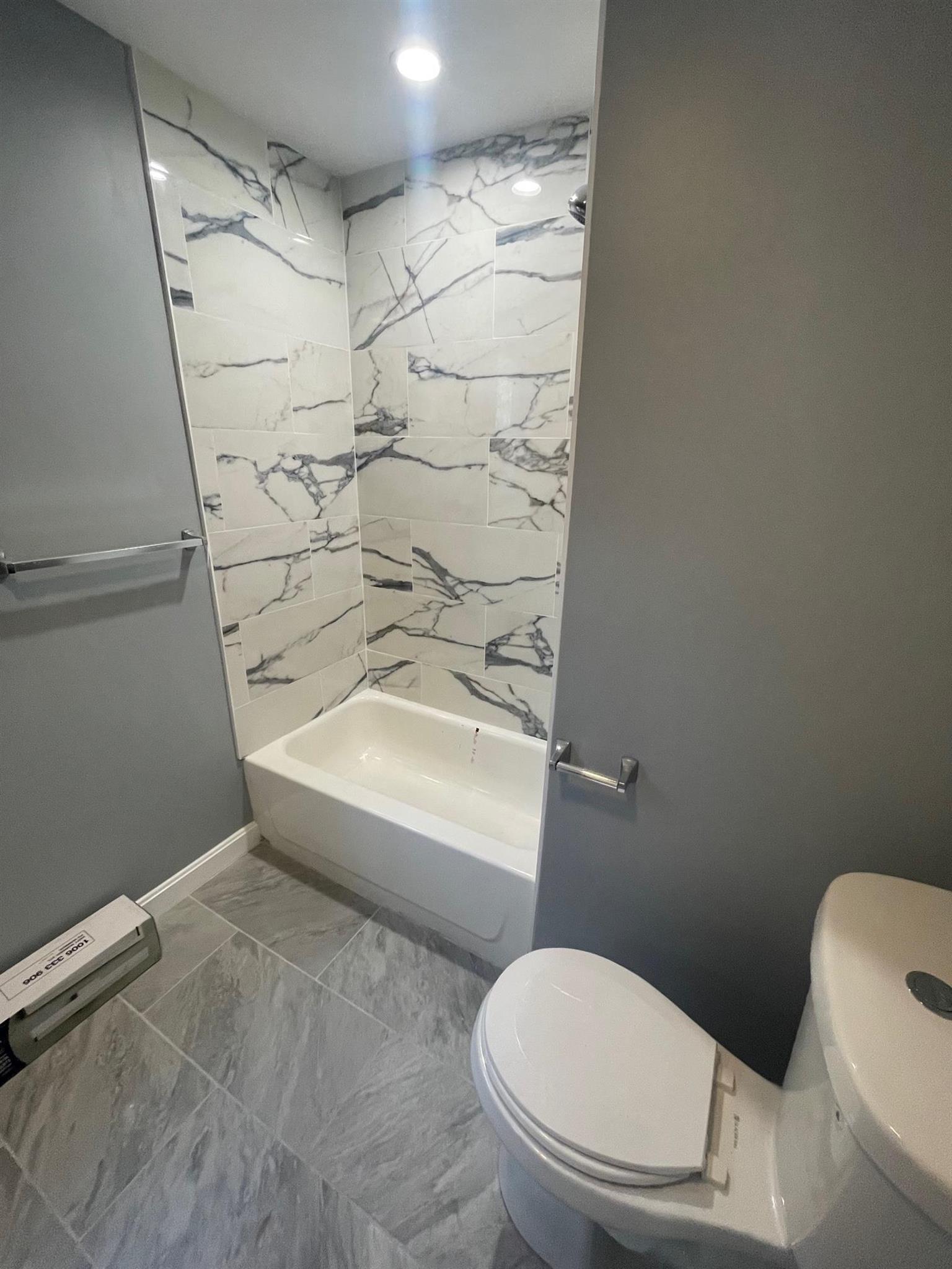 1 Theriault Ct, North Cambridge