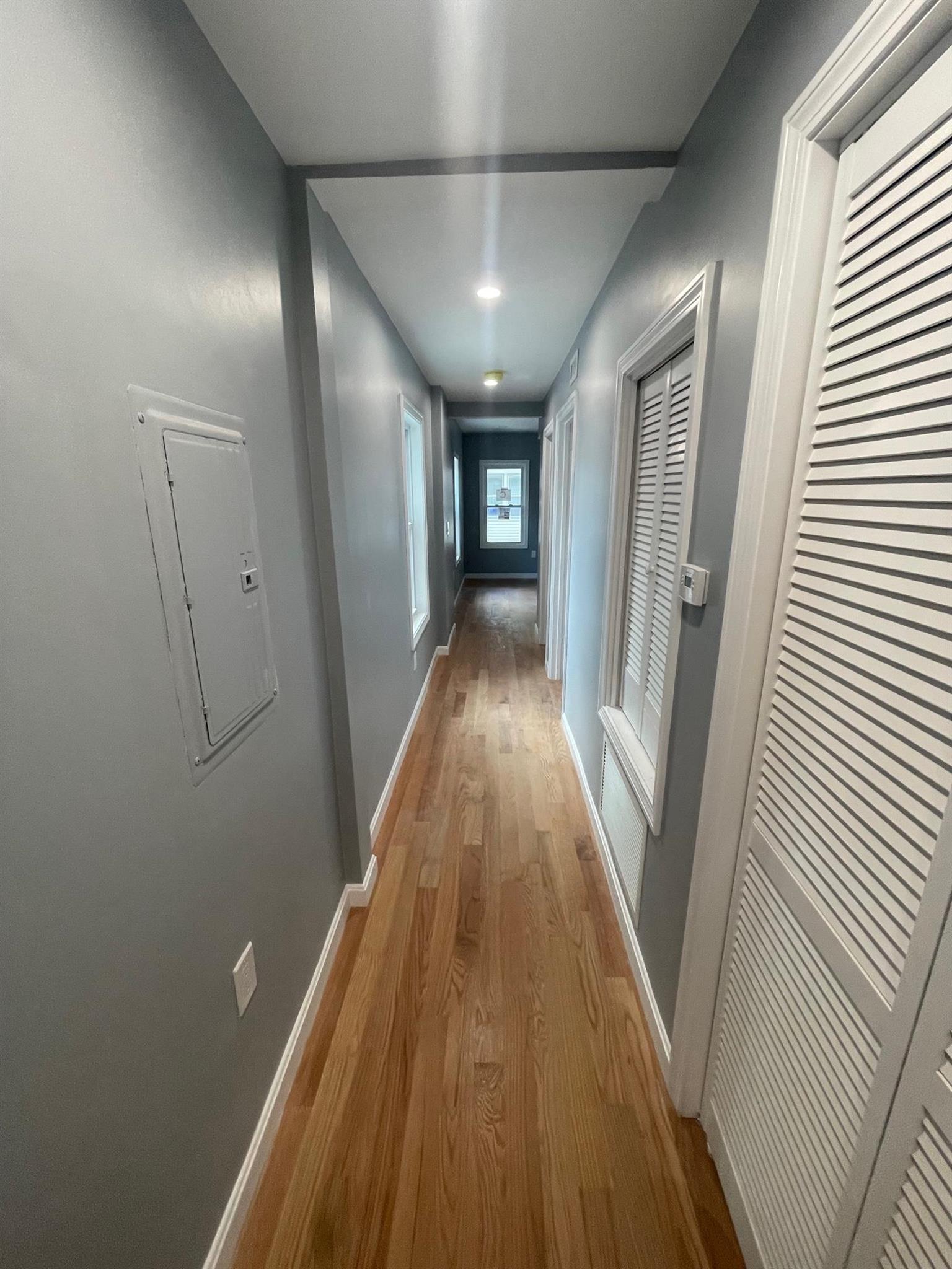 1 Theriault Ct, North Cambridge