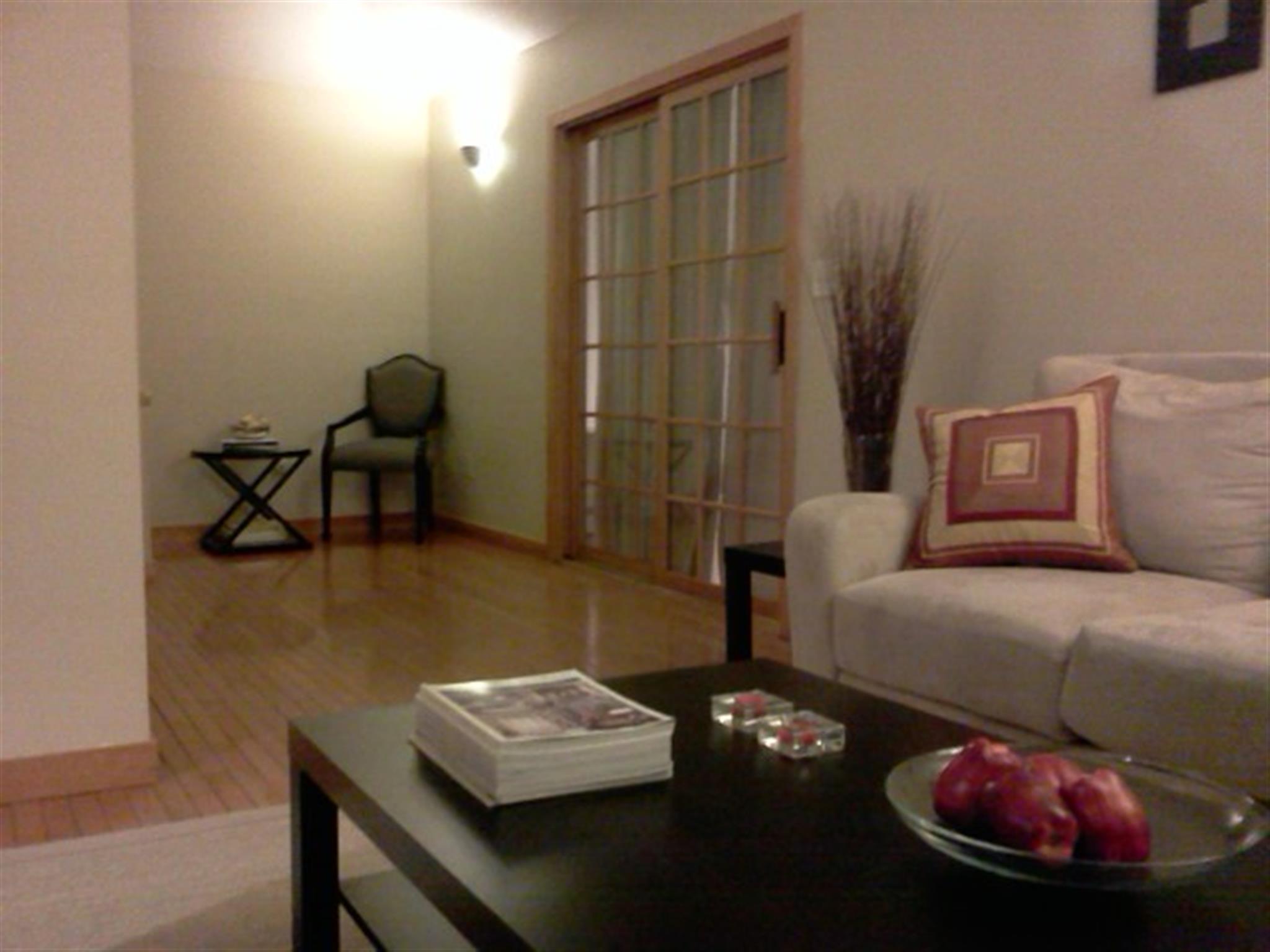 63 Thomas St, Tufts University