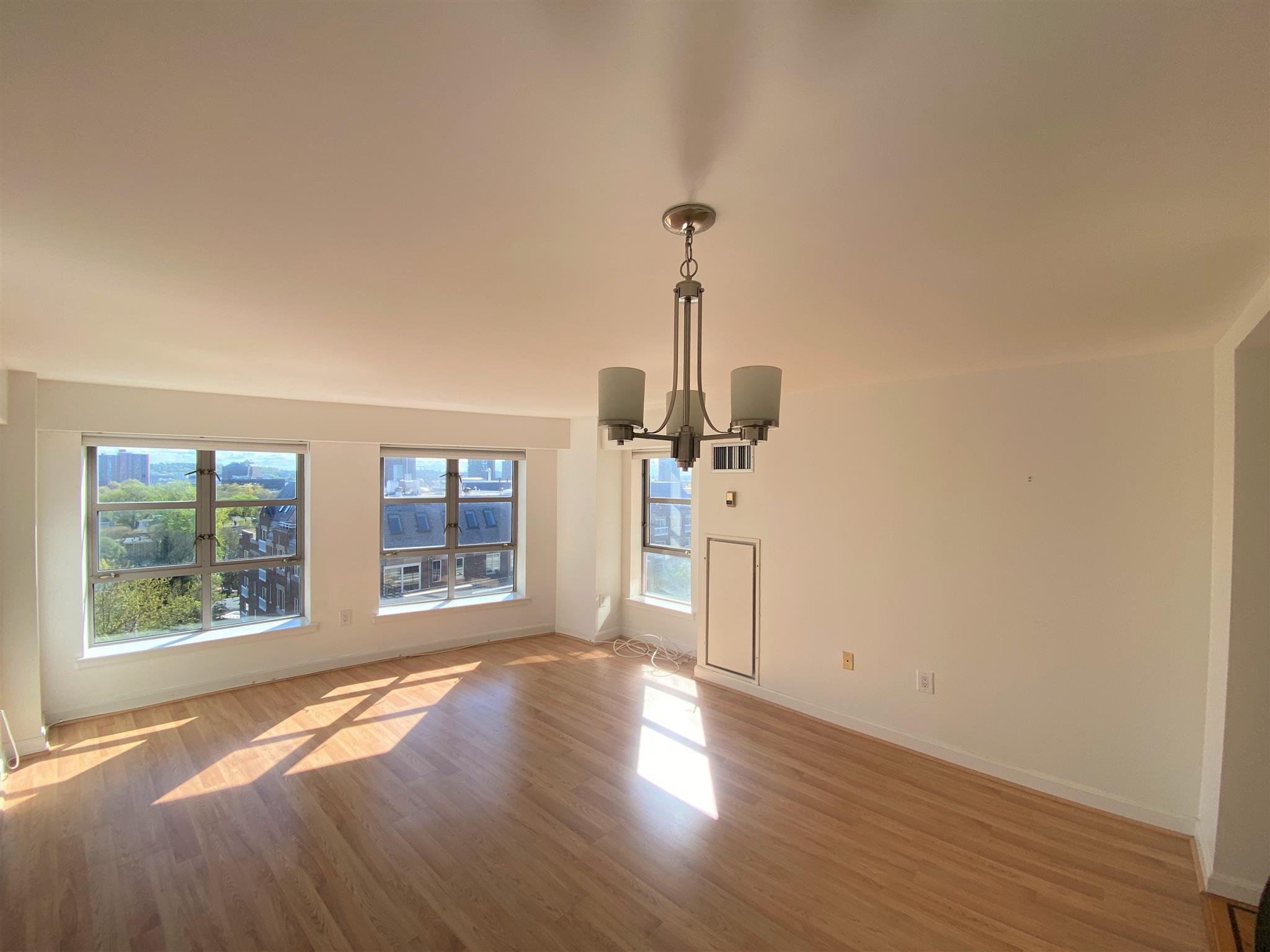 931 Massachusetts Ave, Central Square