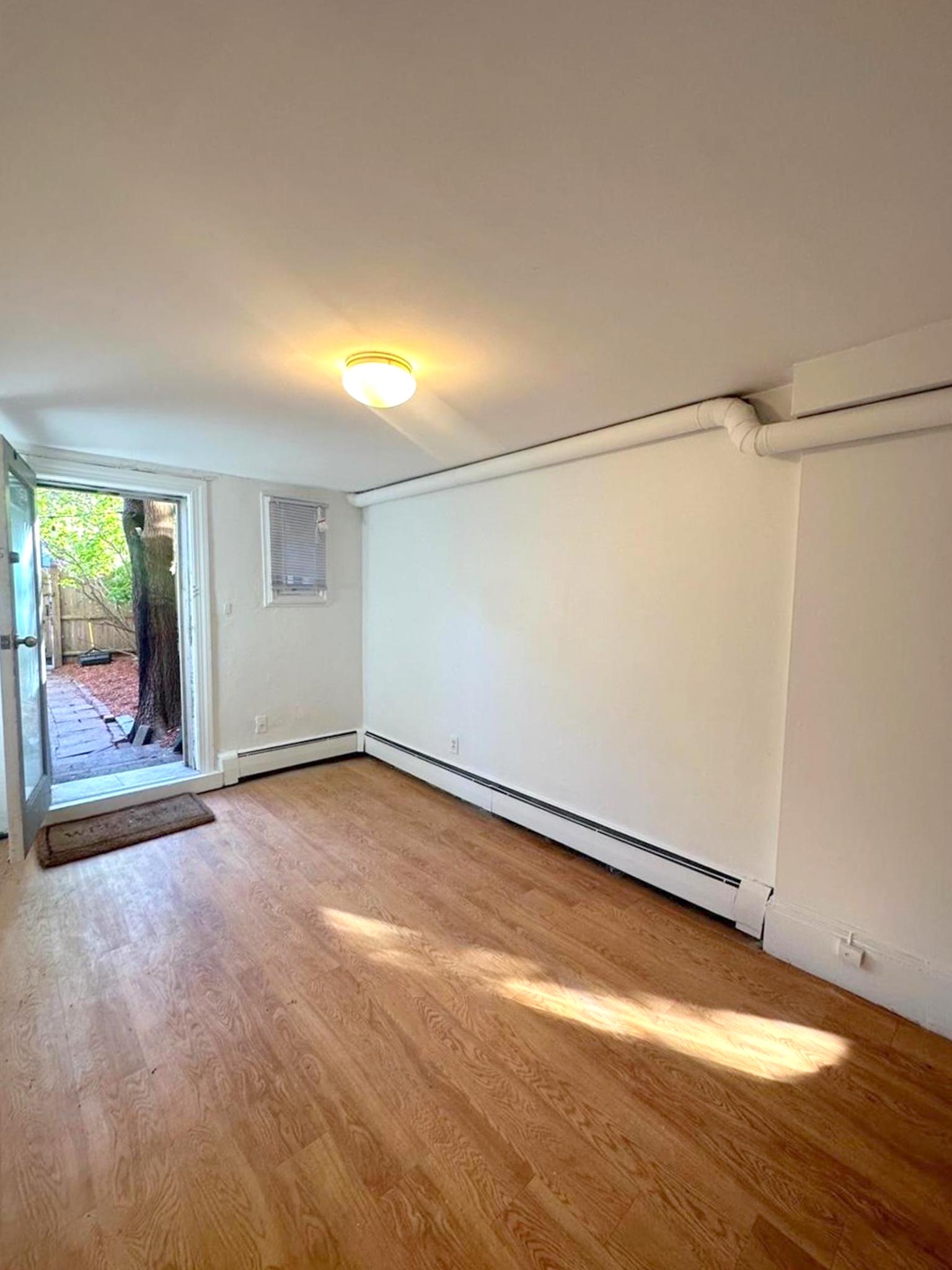 16 Yarmouth St, Back Bay