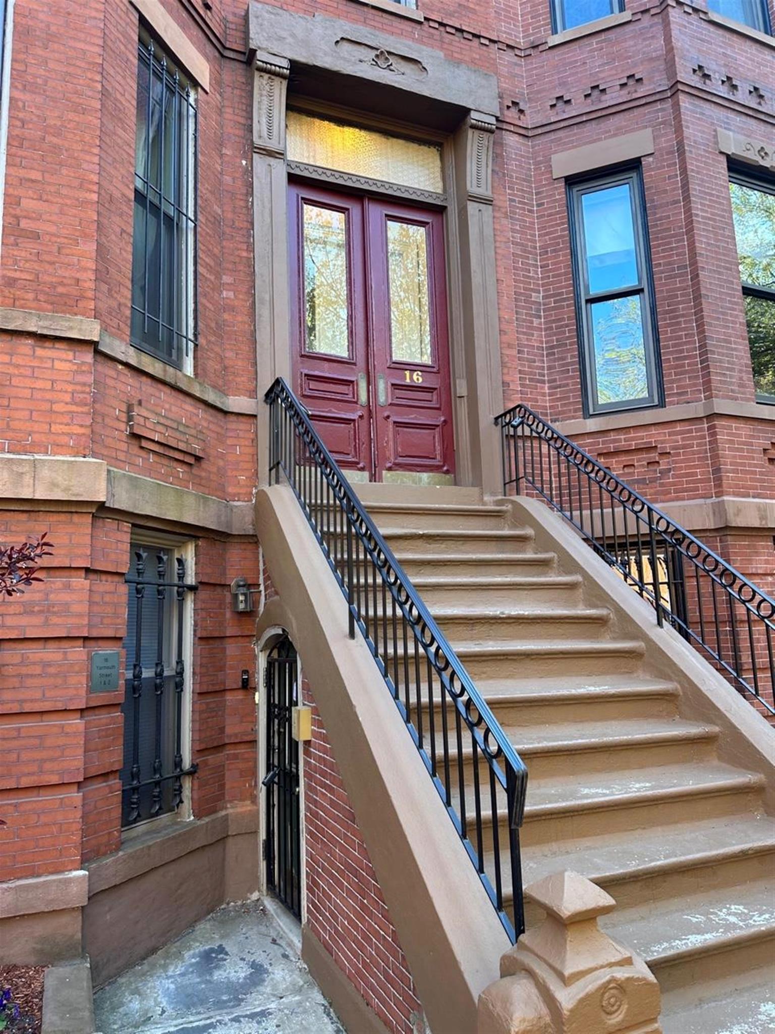 16 Yarmouth St, Back Bay