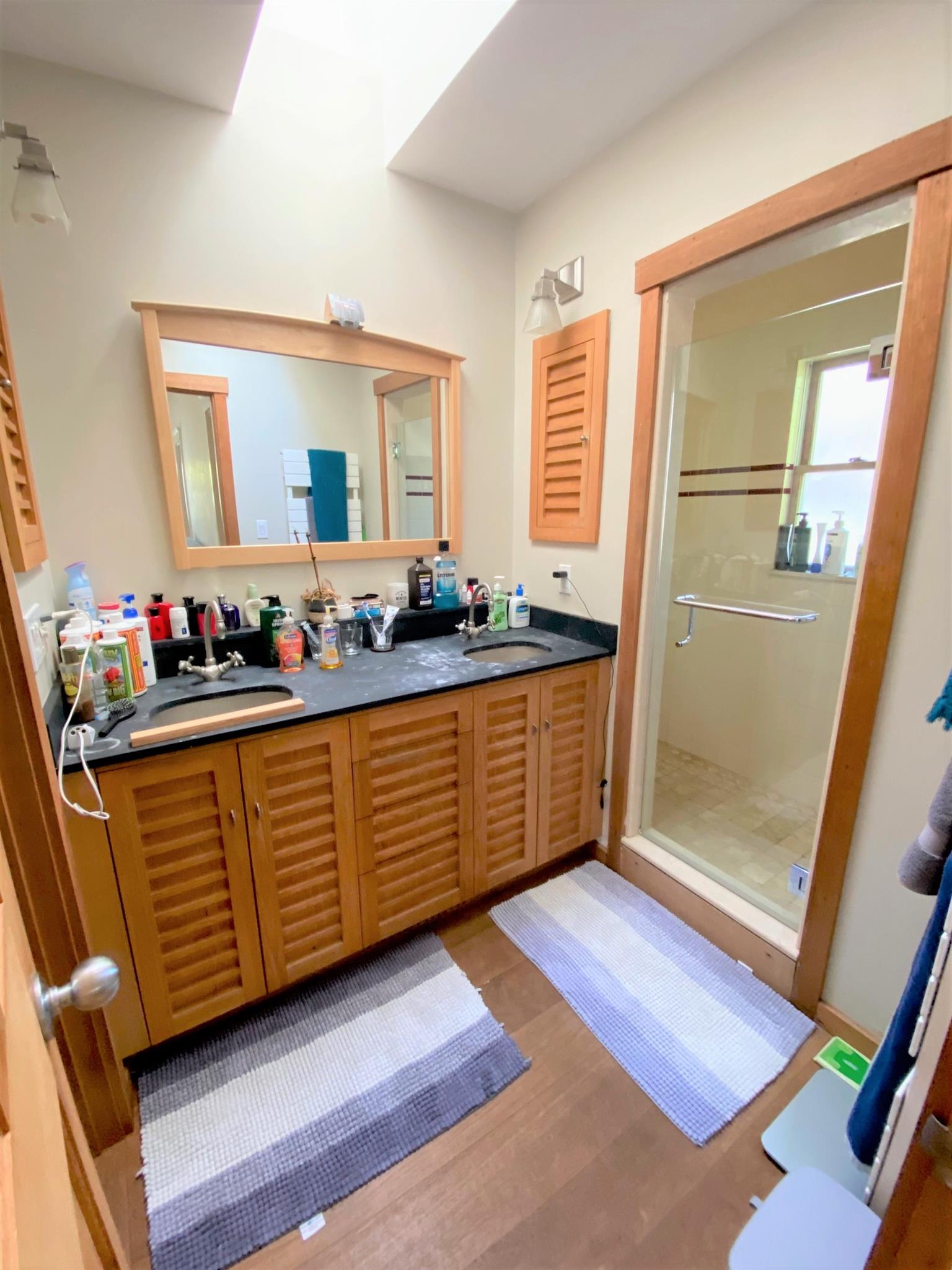 34.5 Lee St, Harvard Square