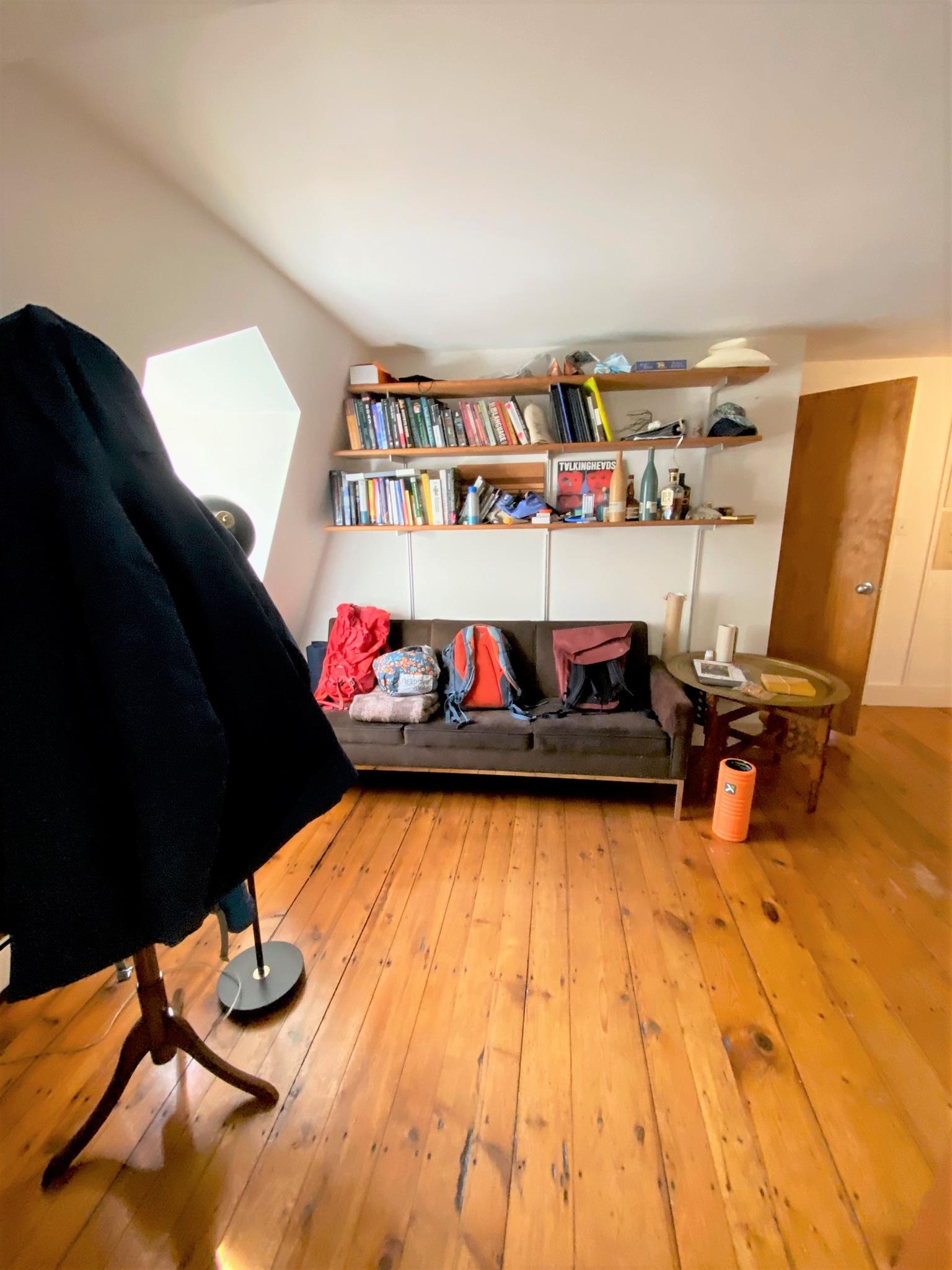 34.5 Lee St, Harvard Square