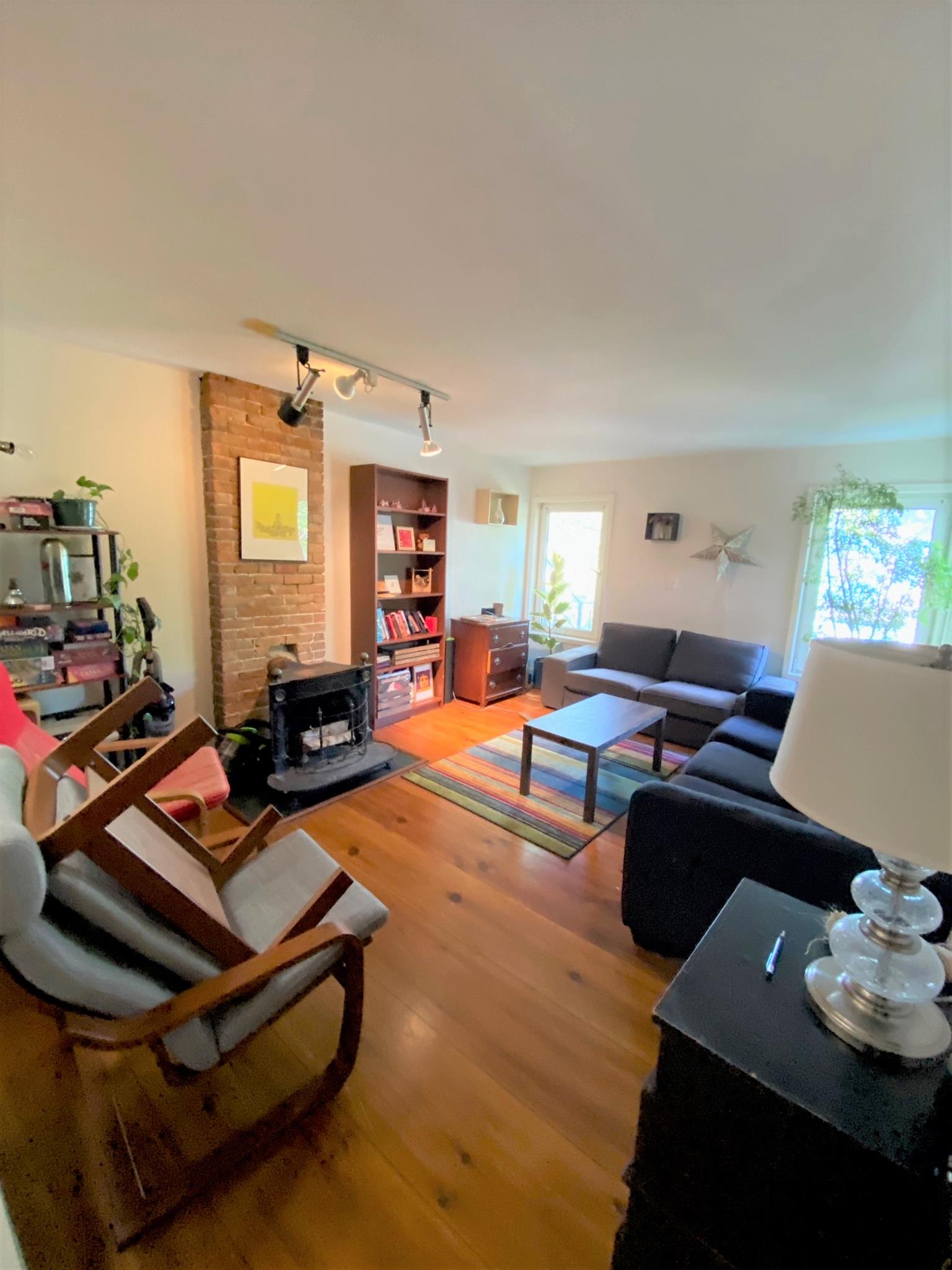 34.5 Lee St, Harvard Square