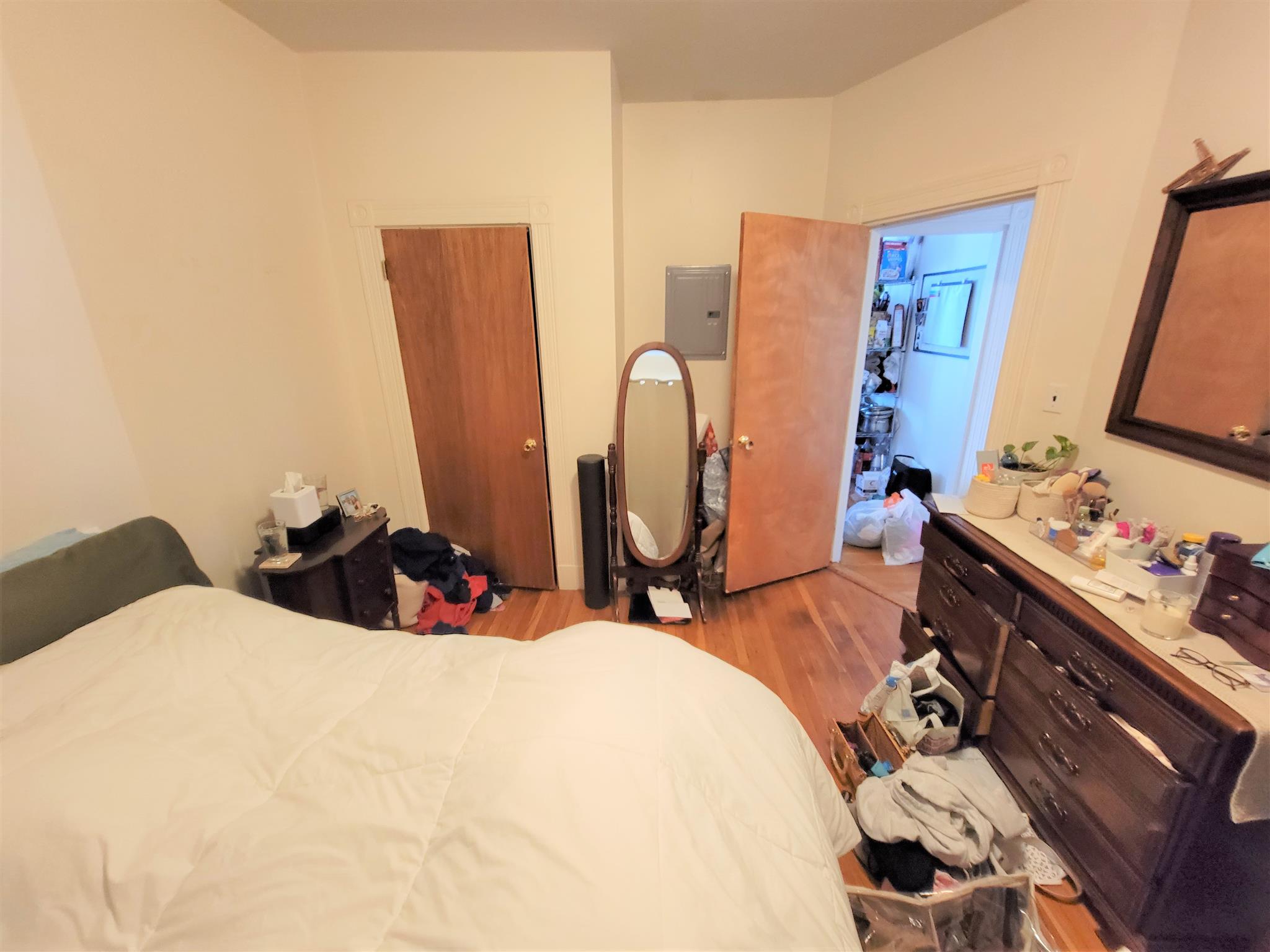 37 Oak, Inman Square