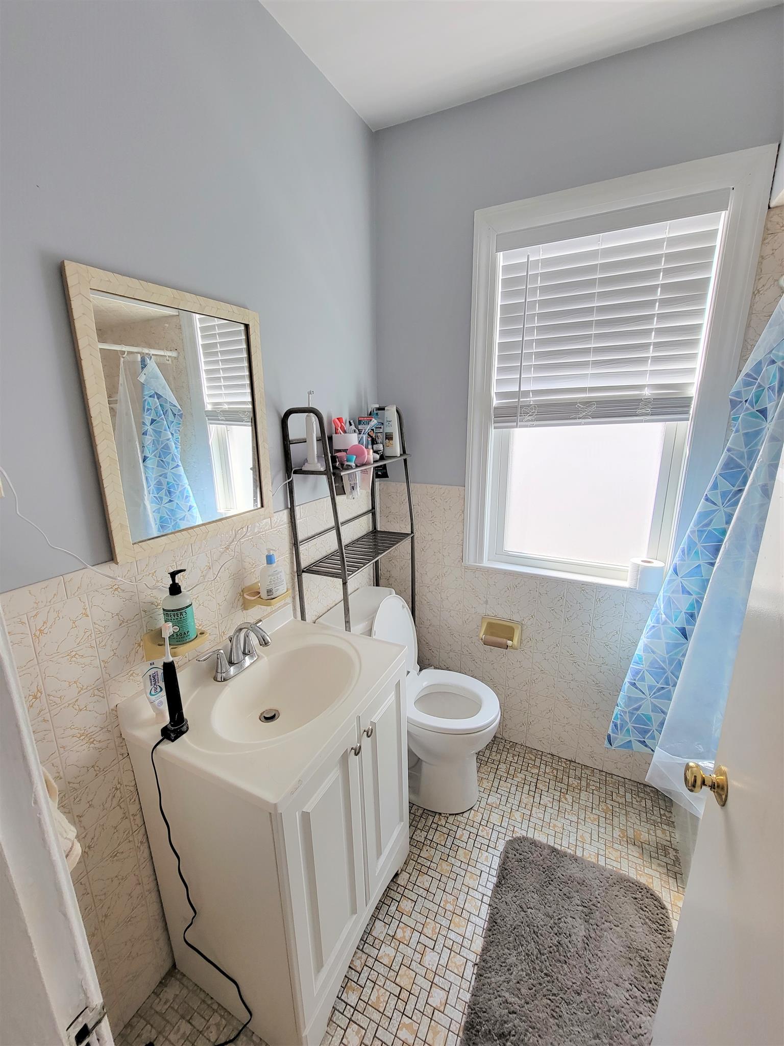 31 Electric Ave, Davis Square