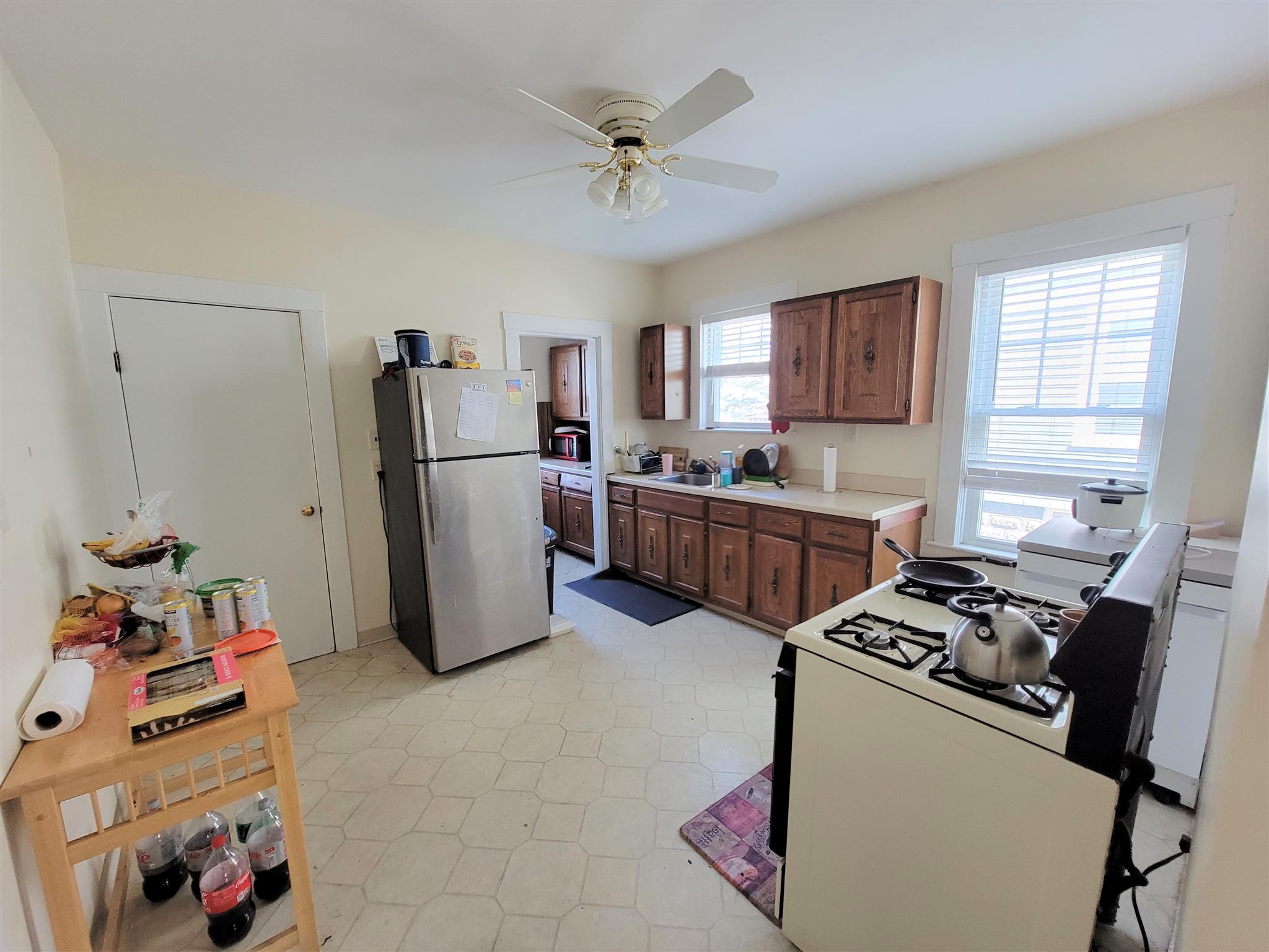 31 Electric Ave, Davis Square