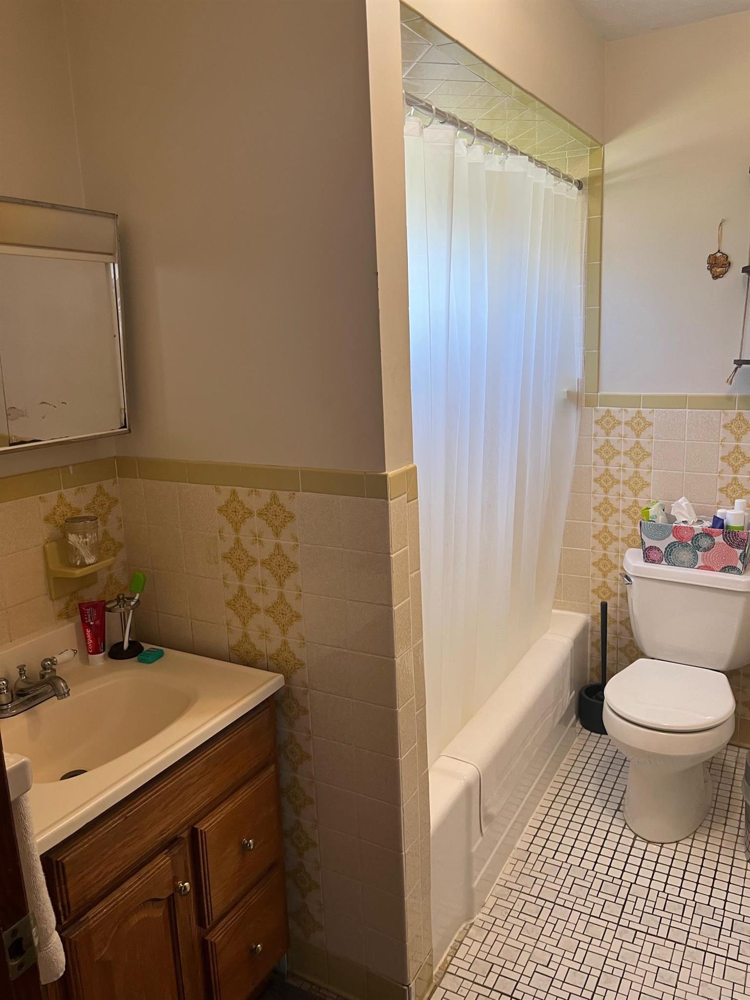 393 Somerville Ave, Union Square