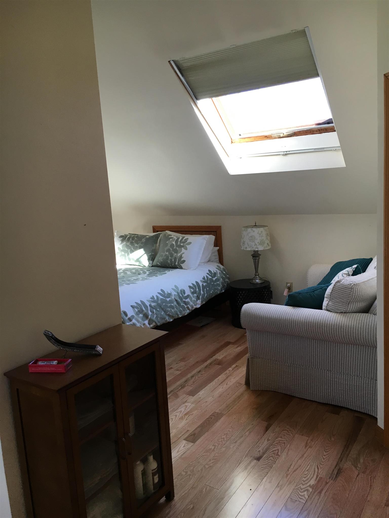 12 Lincoln Rd, Newtonville