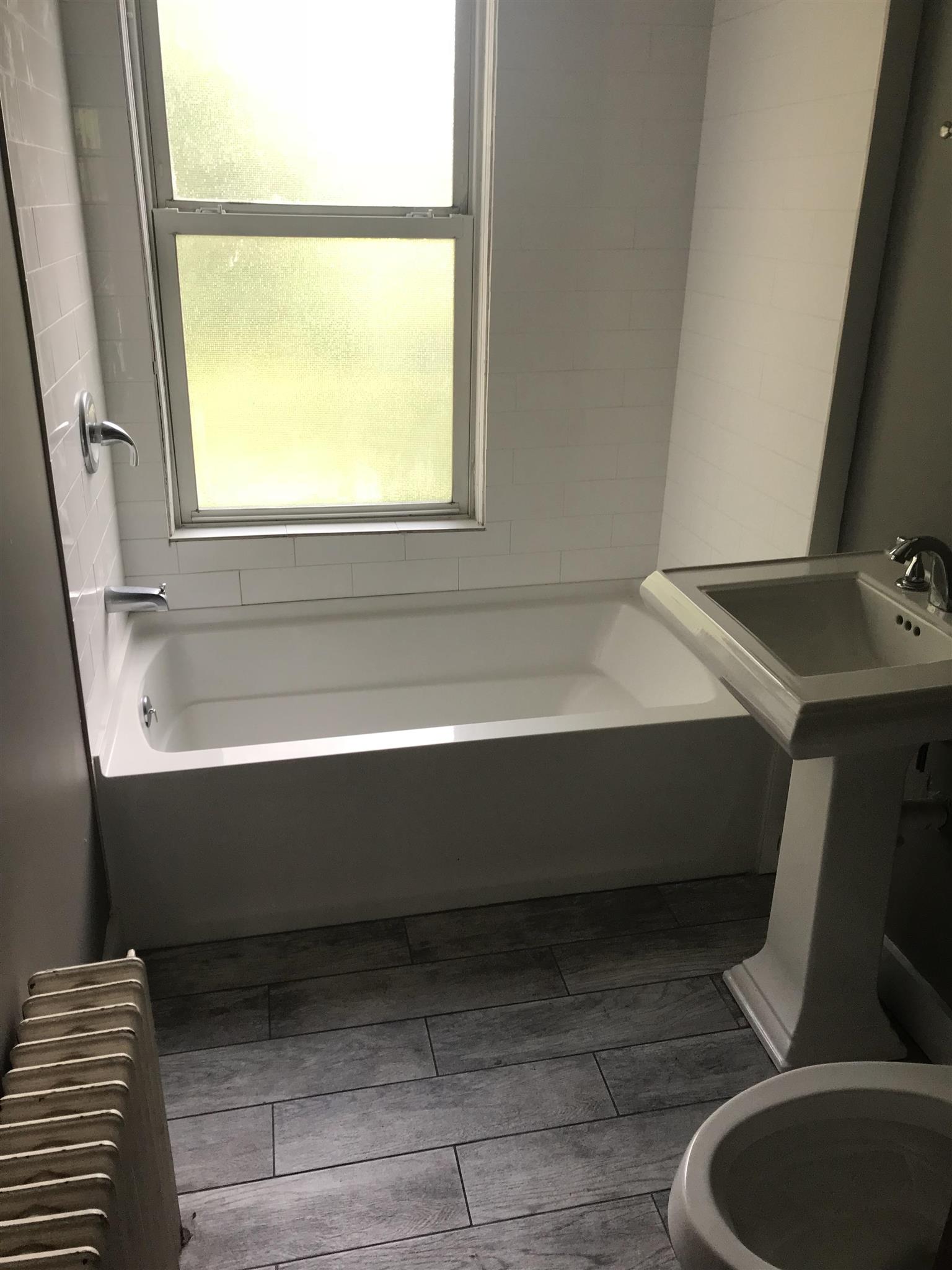 12 Lincoln Rd, Newtonville