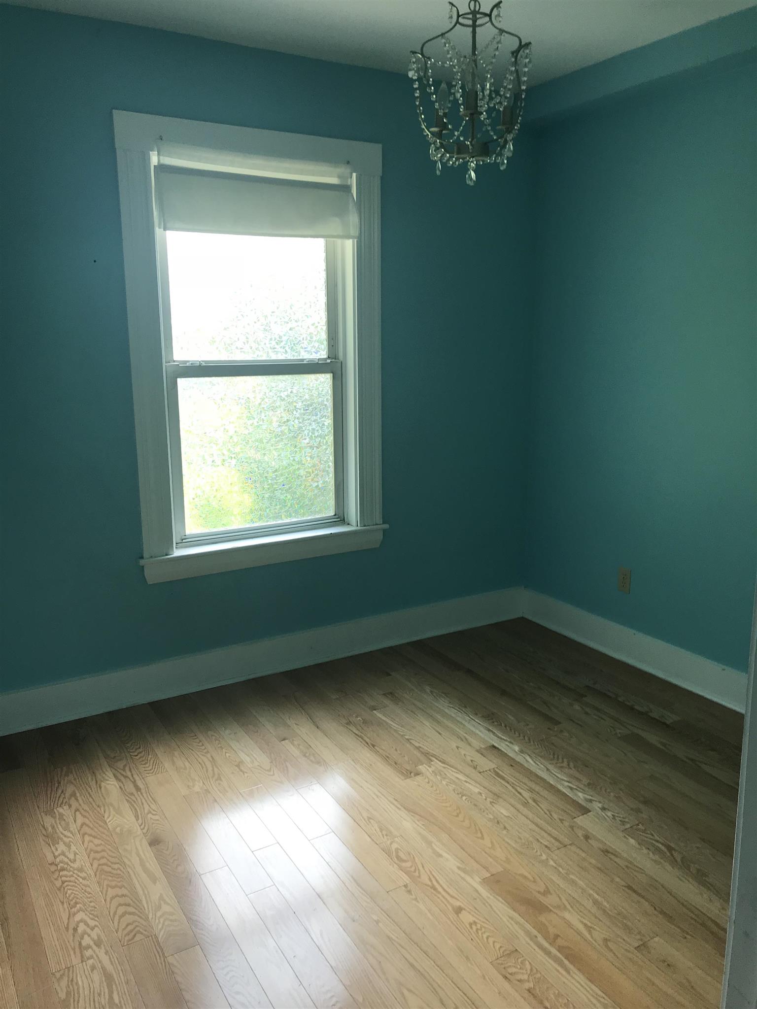 12 Lincoln Rd, Newtonville