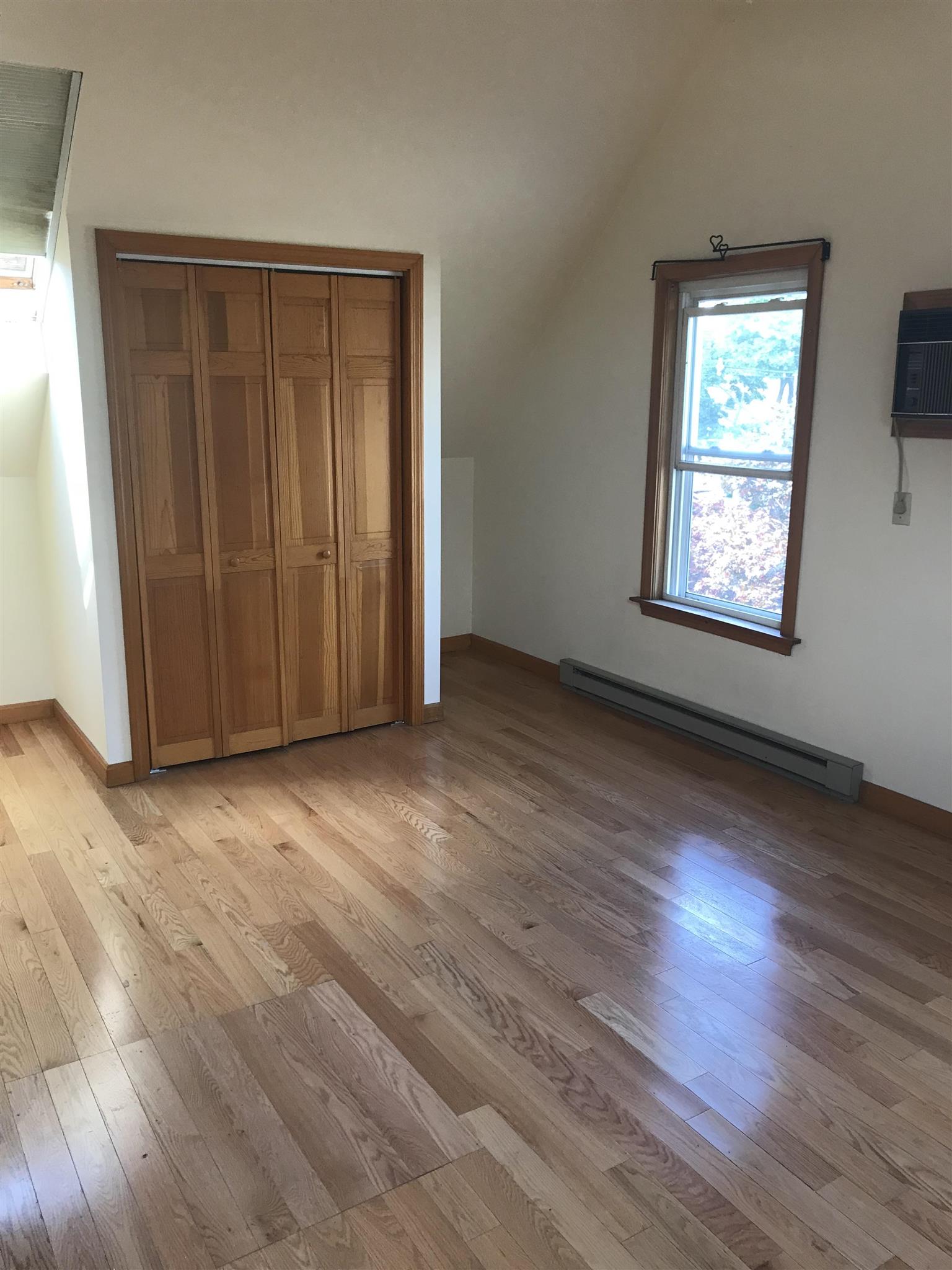 12 Lincoln Rd, Newtonville