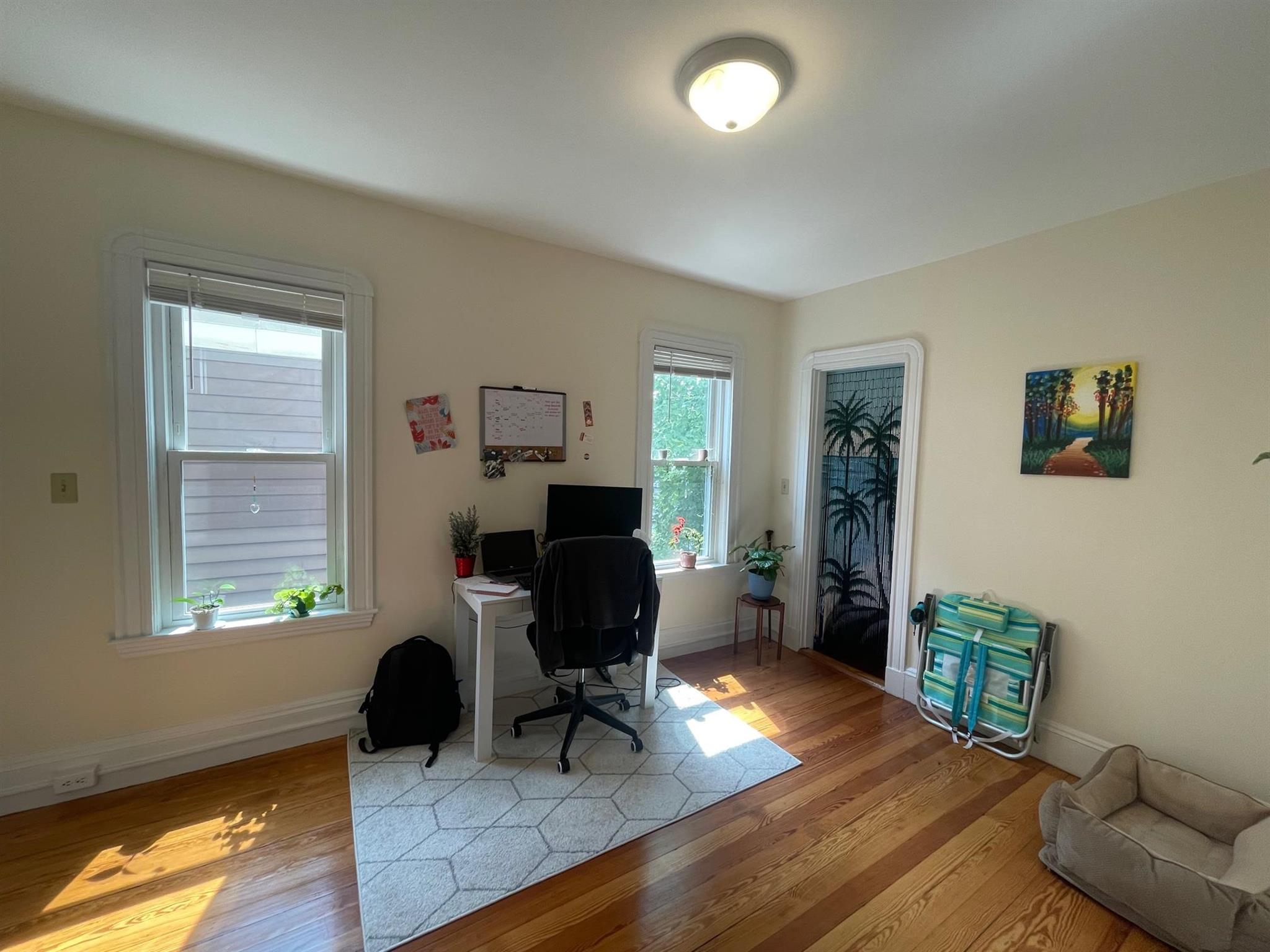 10 Chandler St, Davis Square