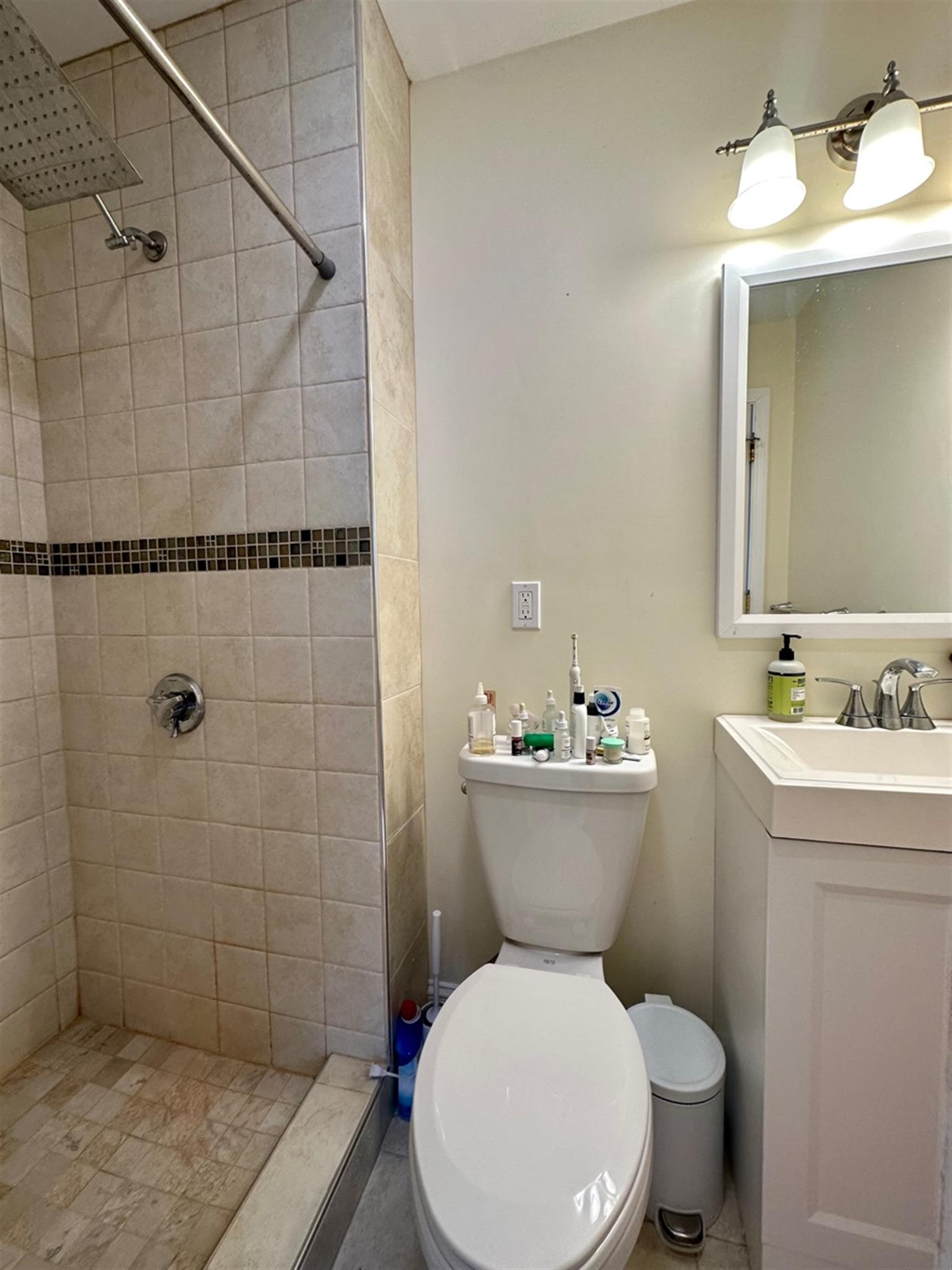 119 Morrison Ave, Davis Square