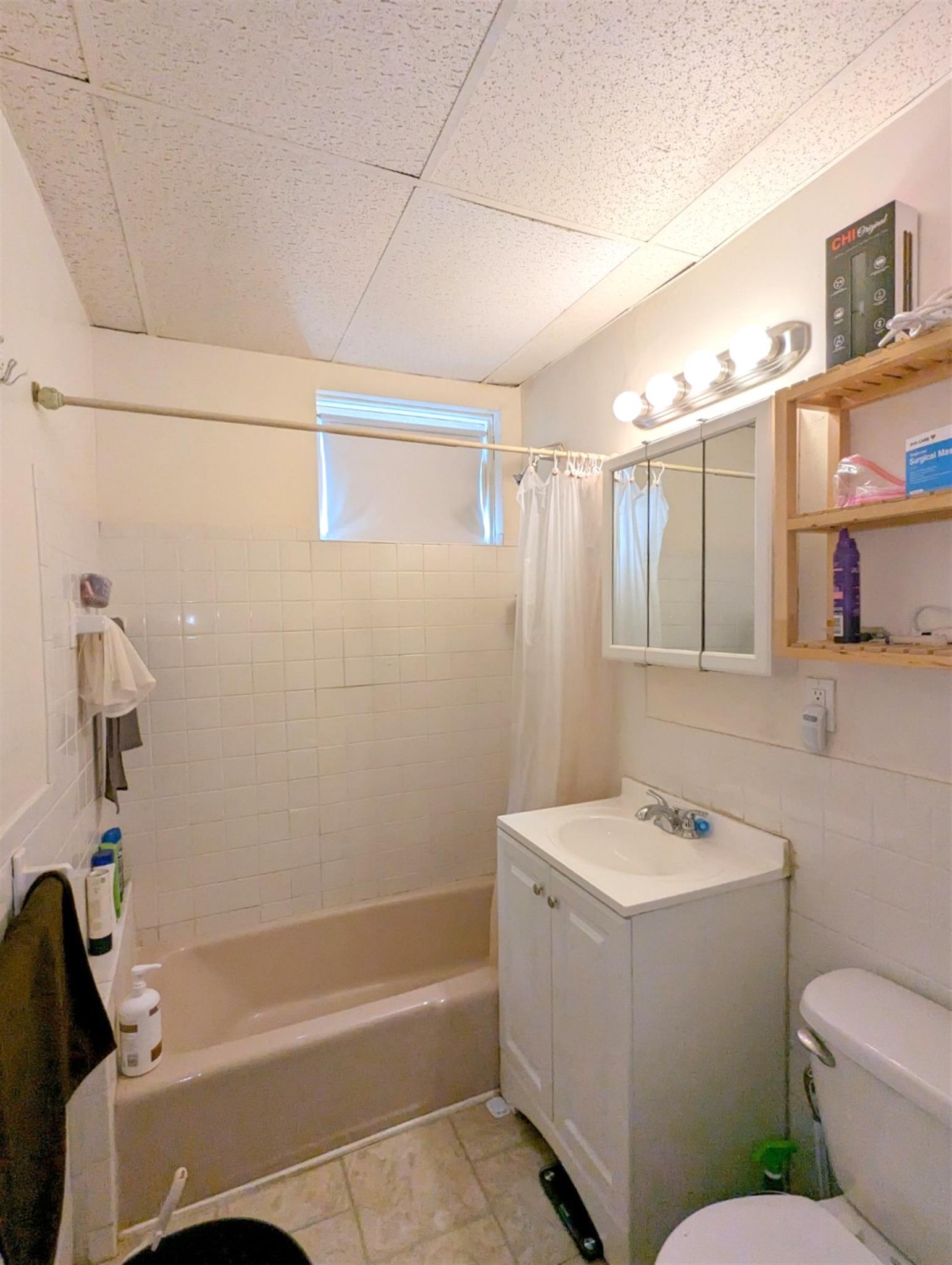 19 Cameron Ave, Davis Square