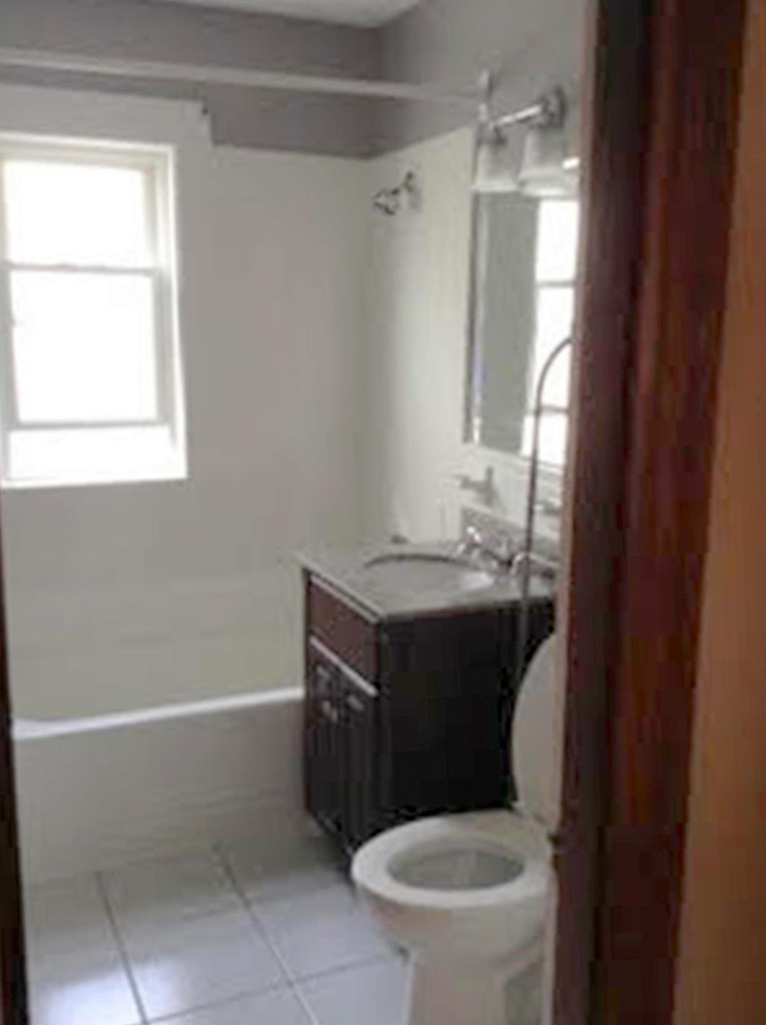 60 Winchester St, Medford