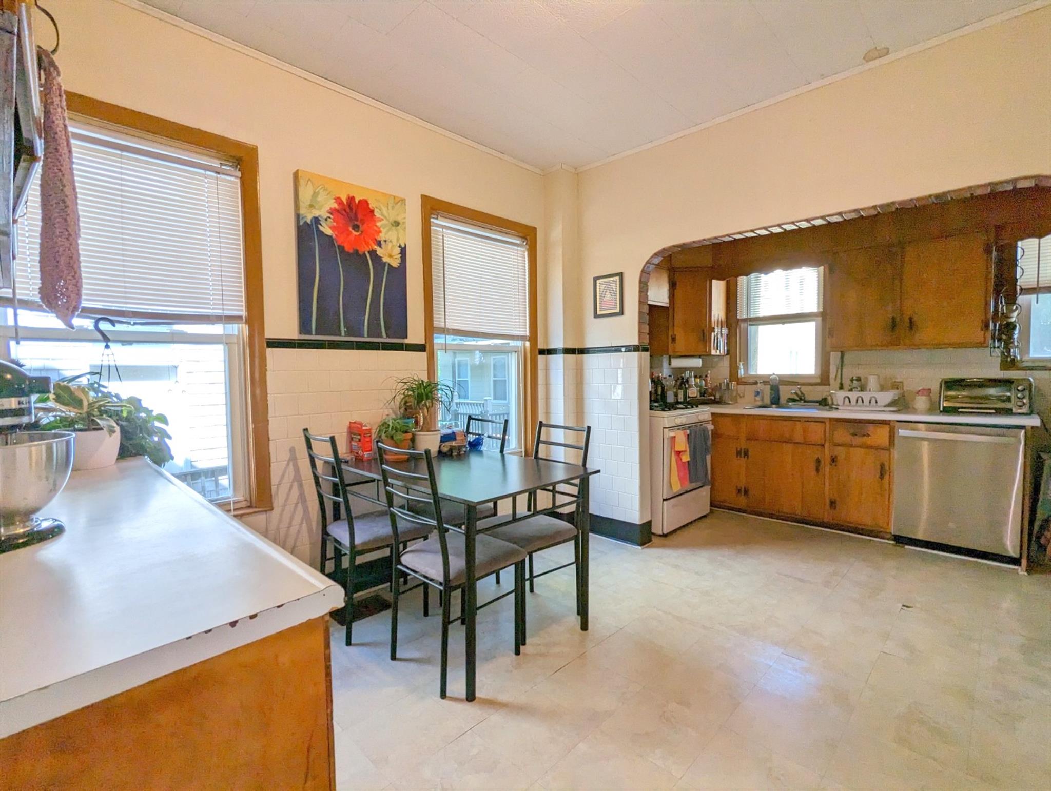 53 Cherry St, Porter Square