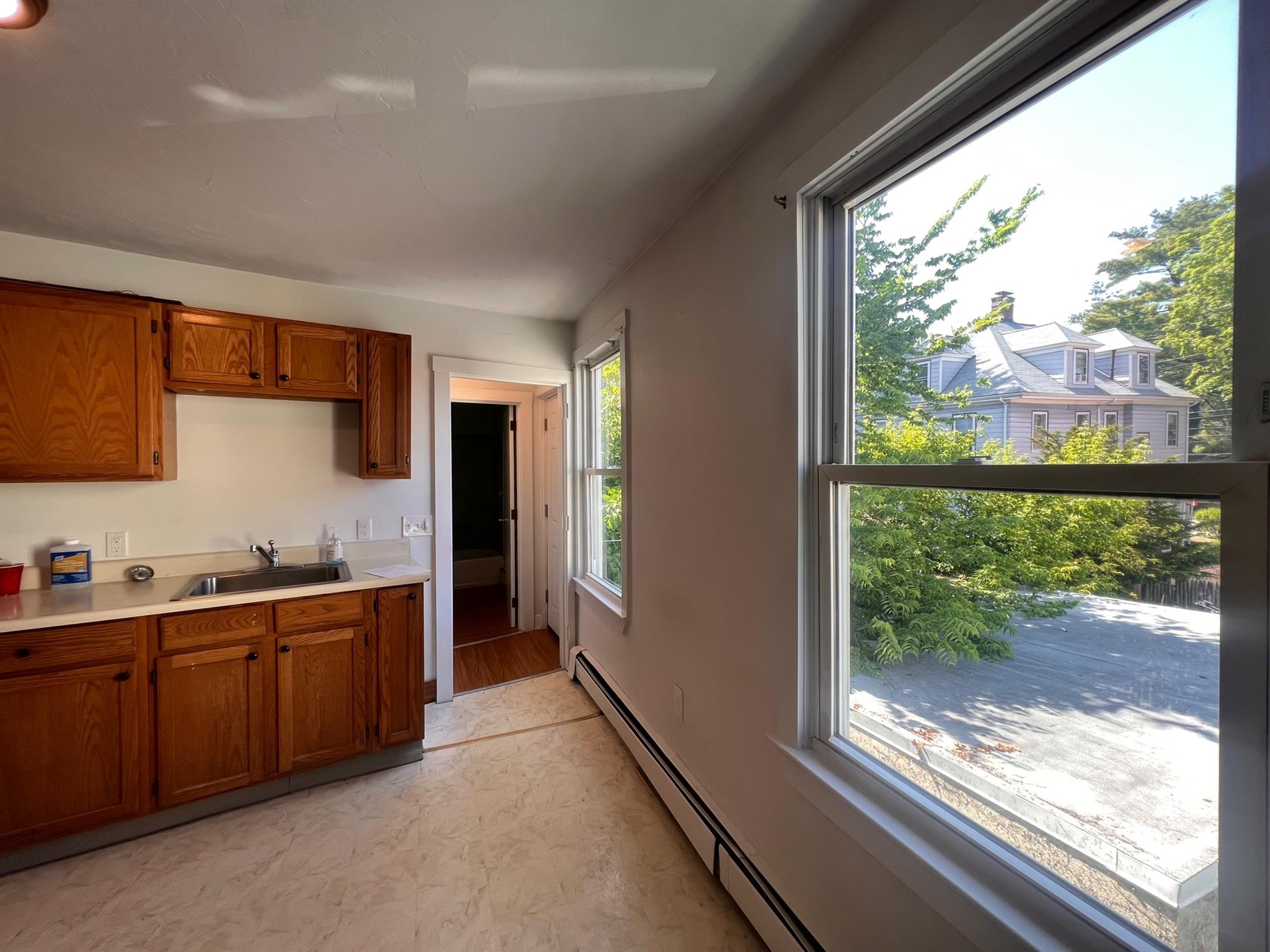 66 Mystic St, Arlington