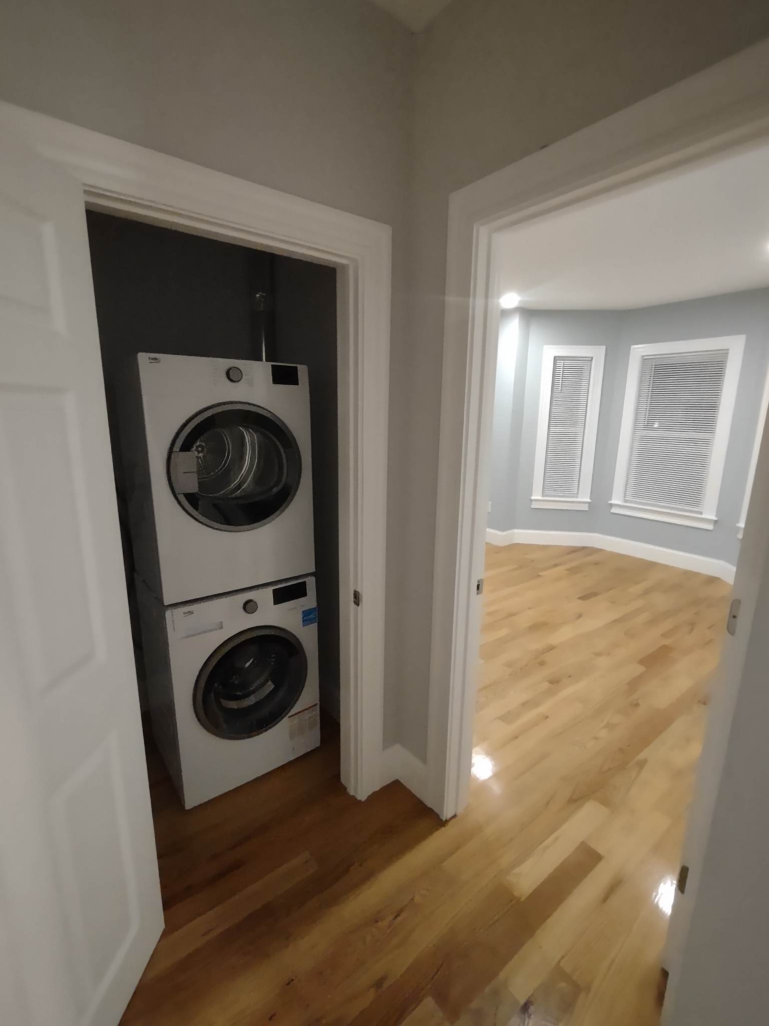 372 Oxford St, Porter Square