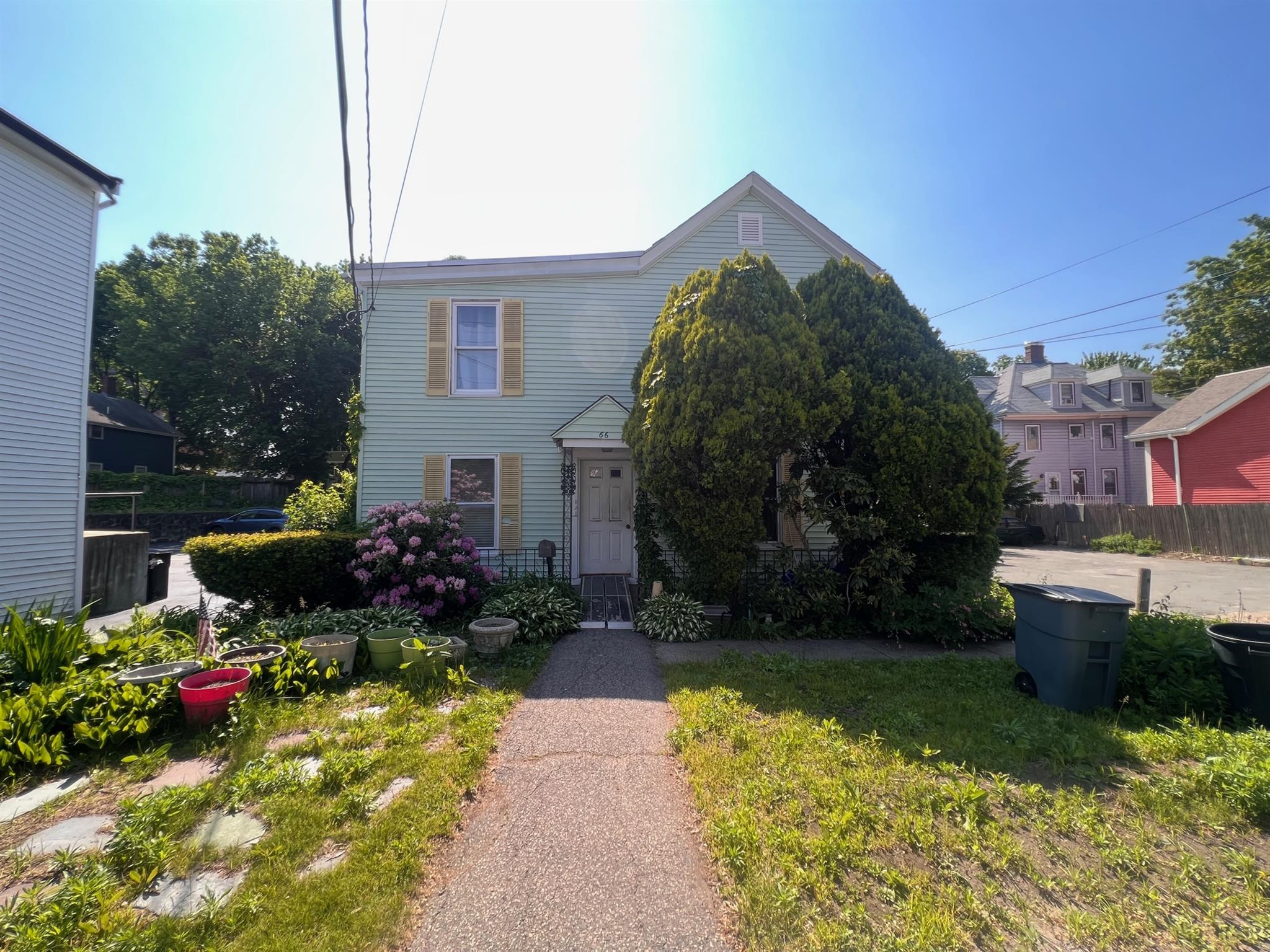 66 Mystic St, Arlington