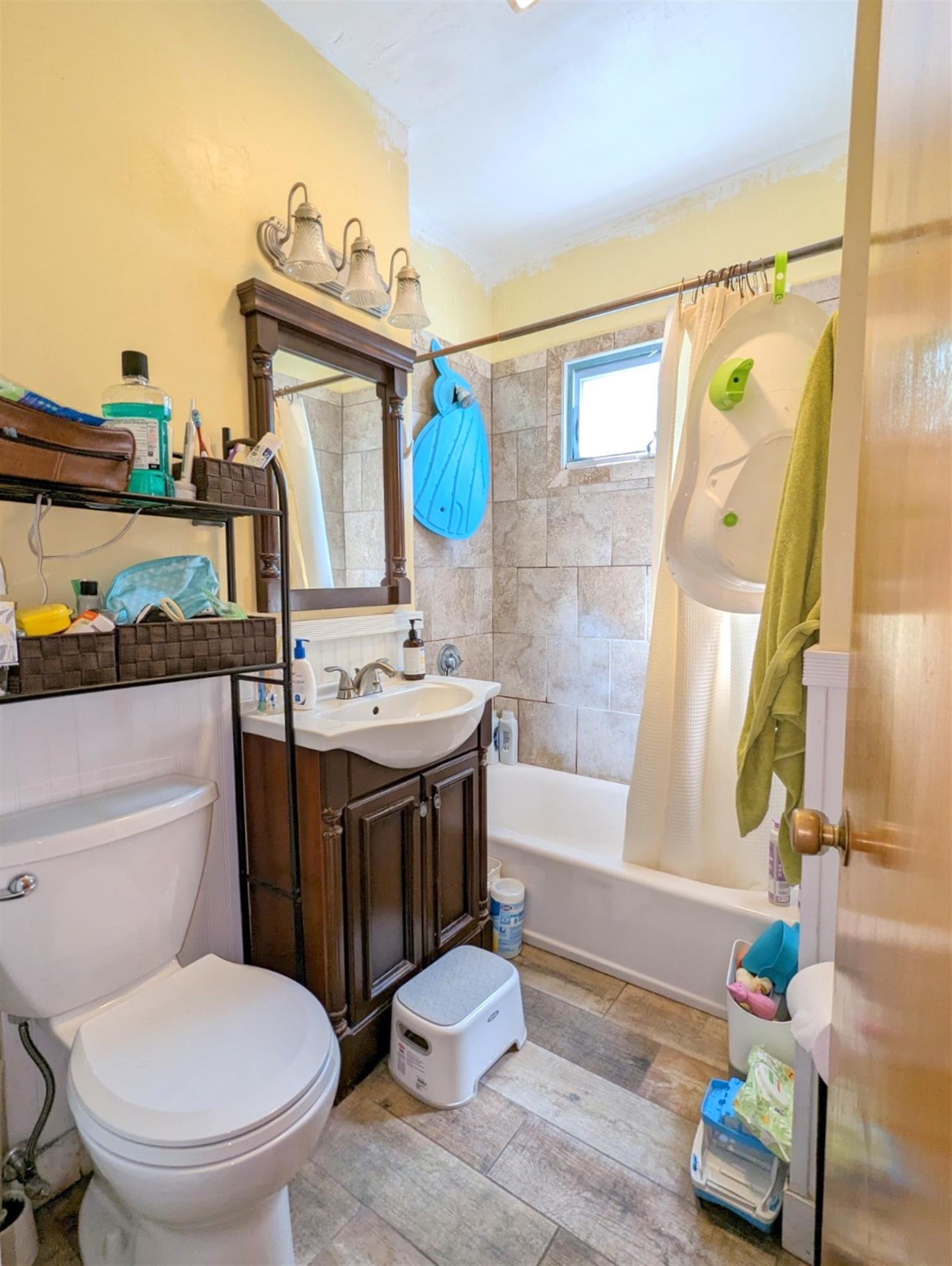 201 Boston Ave, Medford