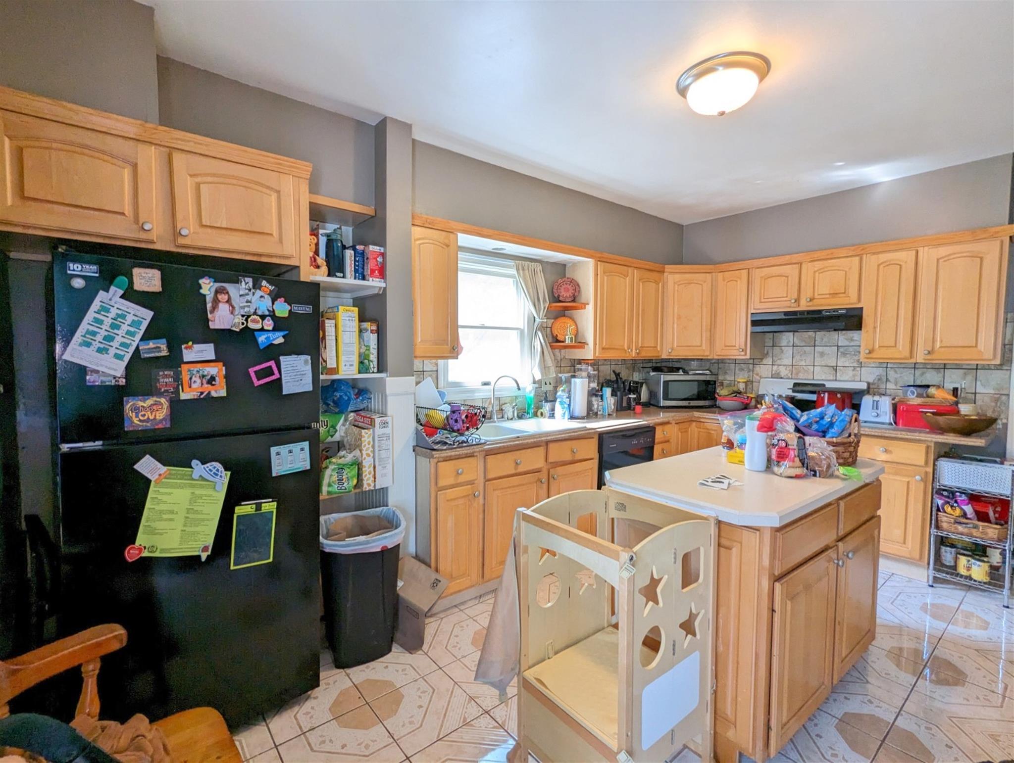 201 Boston Ave, Medford