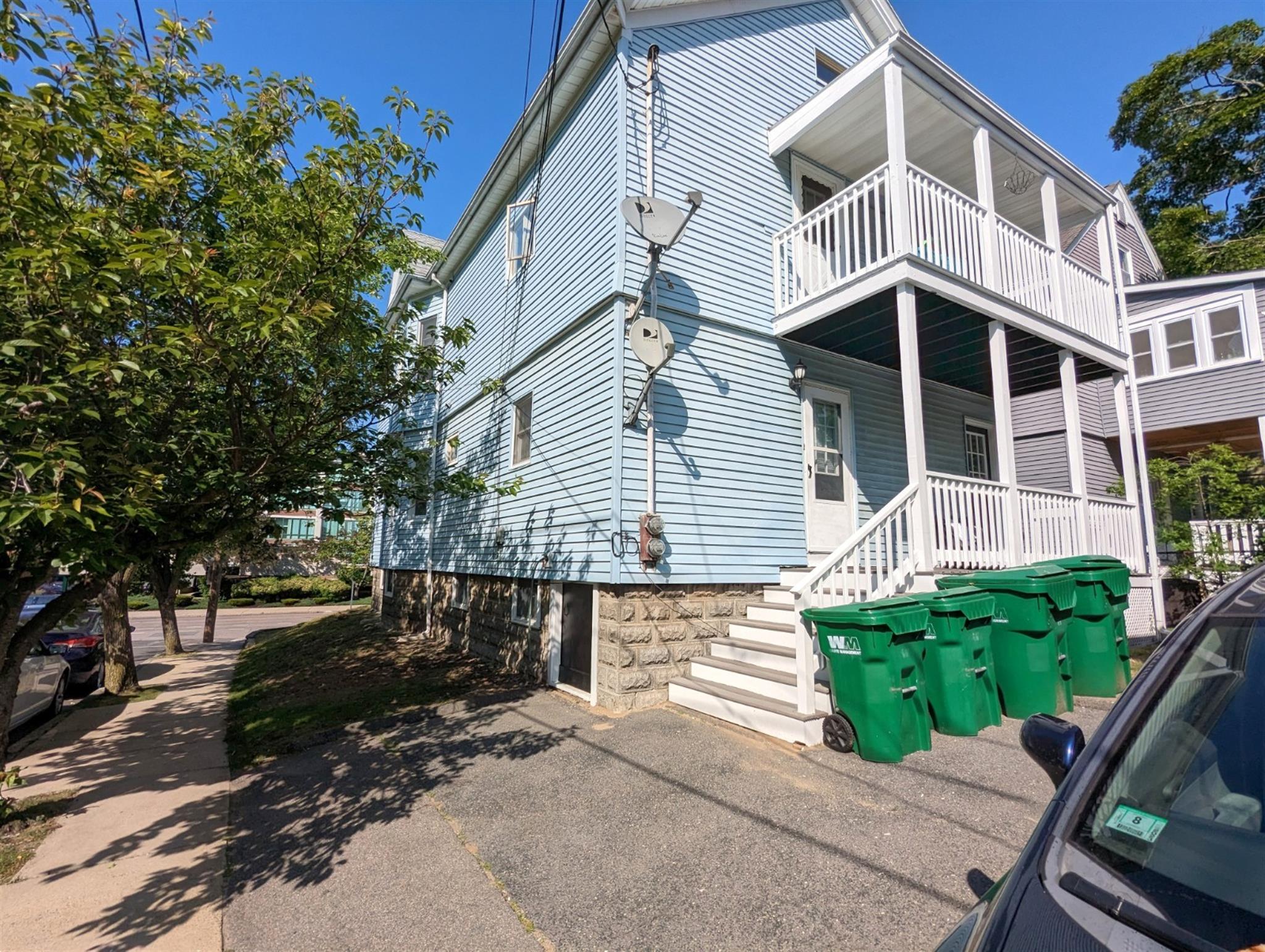 201 Boston Ave, Medford