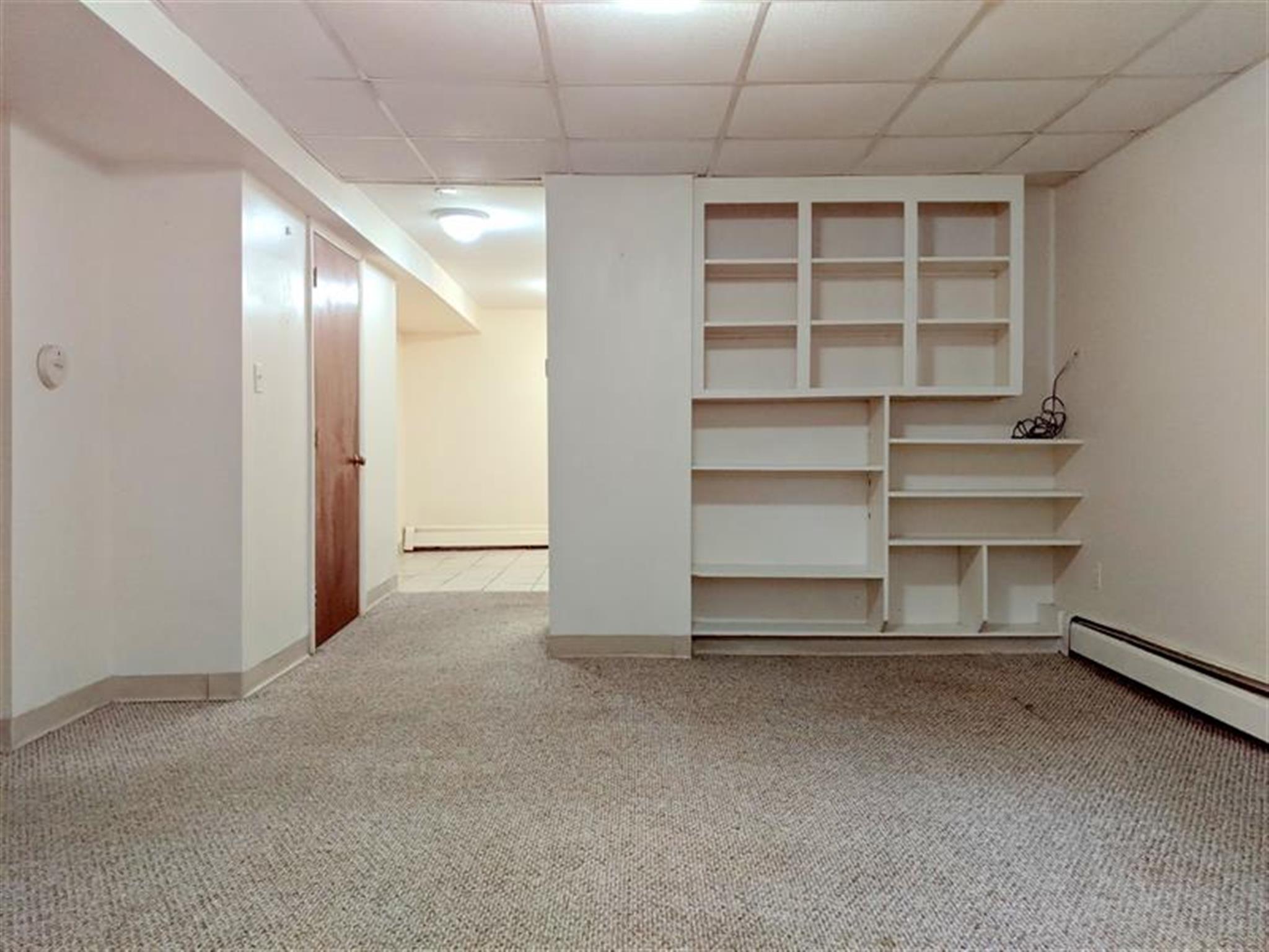 19 Cameron Ave, Davis Square