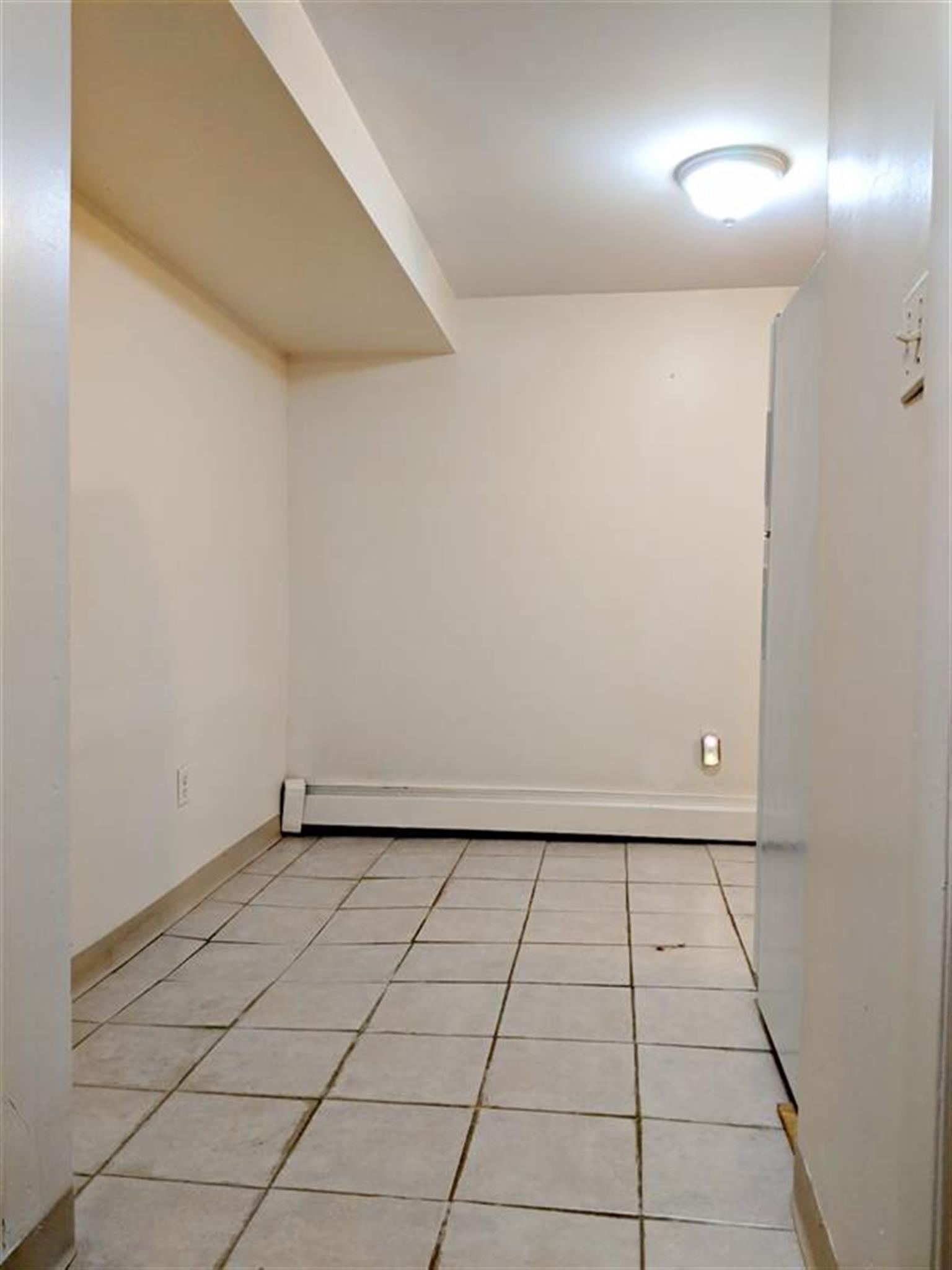 19 Cameron Ave, Davis Square