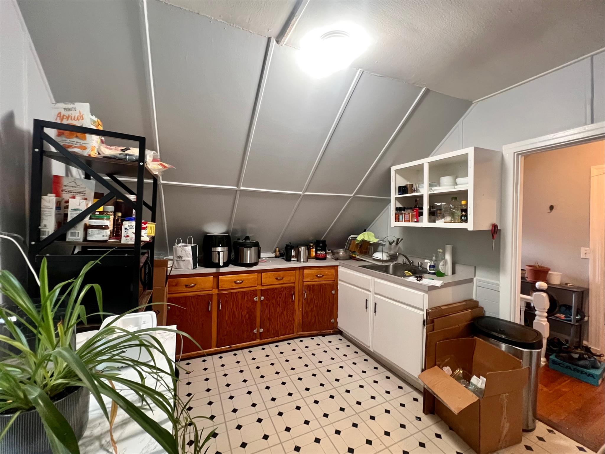 88 Porter St, Somerville