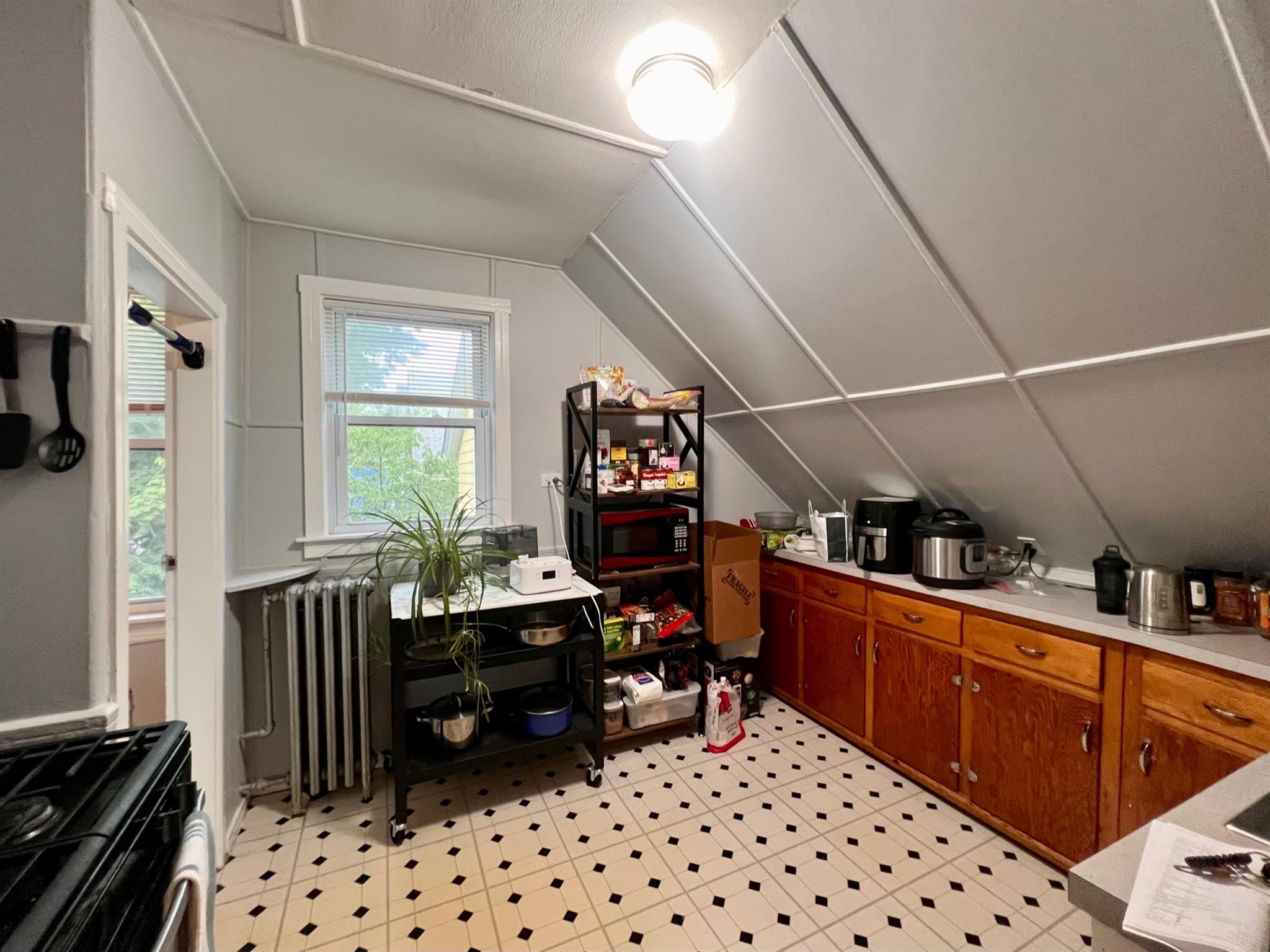 88 Porter St, Somerville