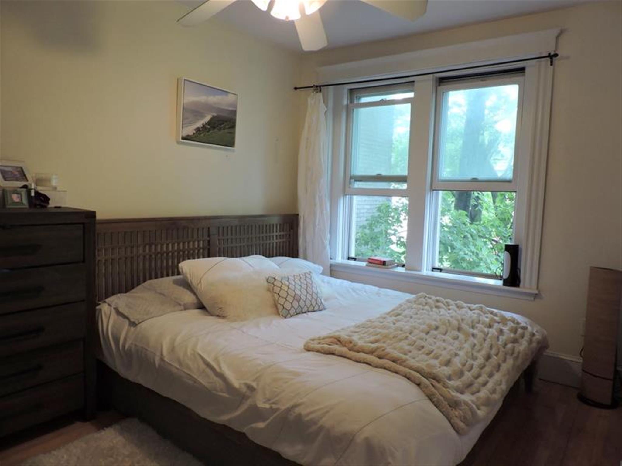 331 Harvard St, Harvard Square