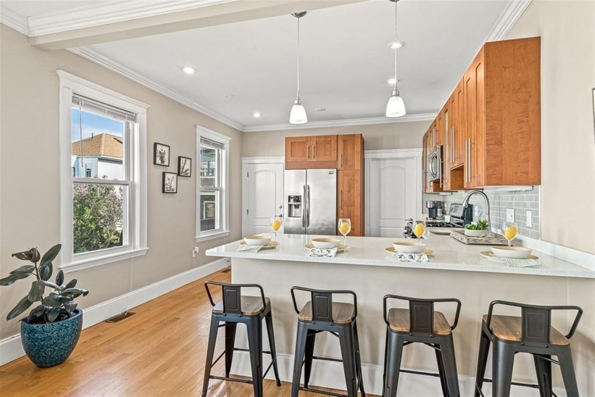 52 Stanley Ave, Medford