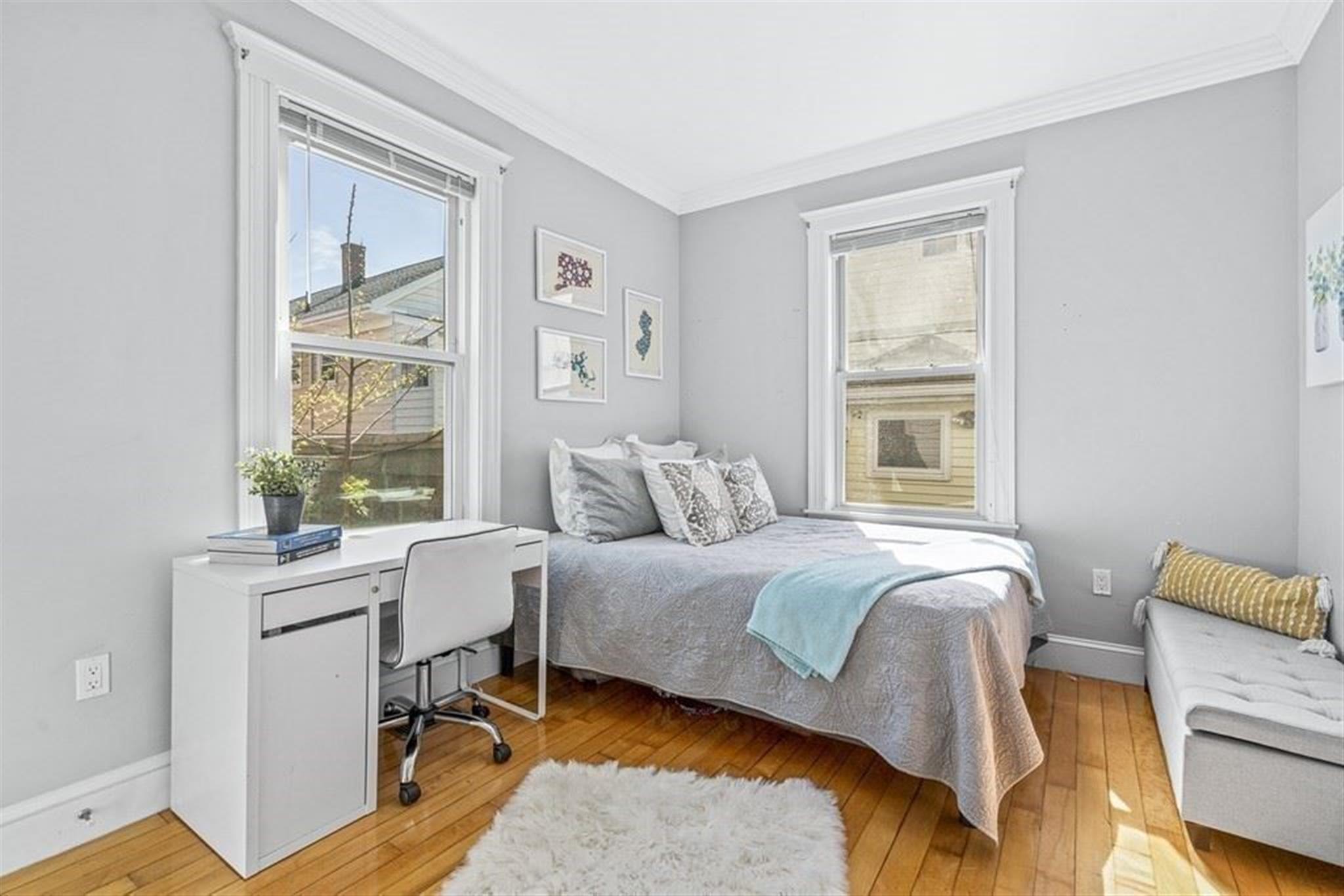 52 Stanley Ave, Medford