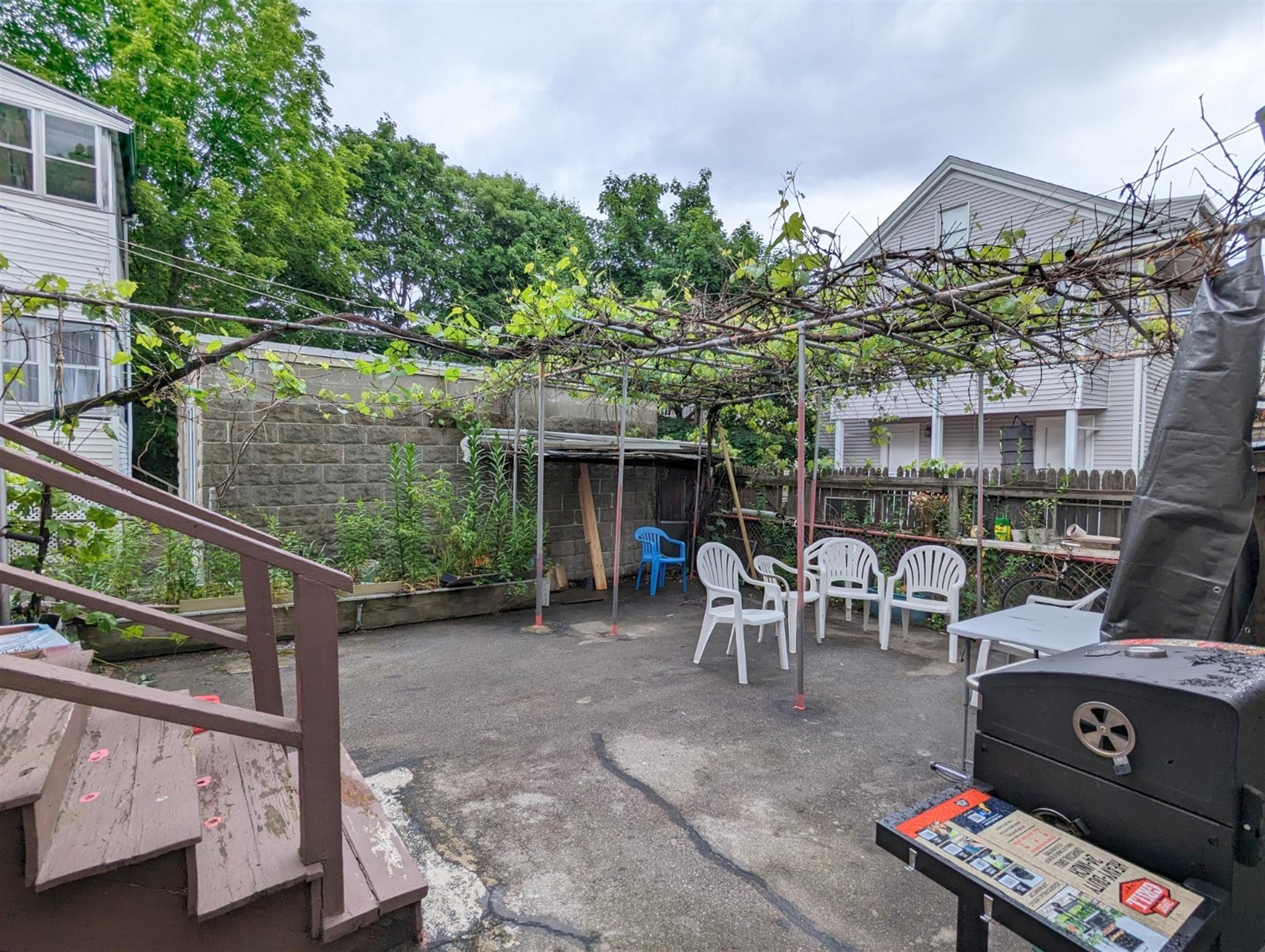 35 Pearson Rd, Davis Square