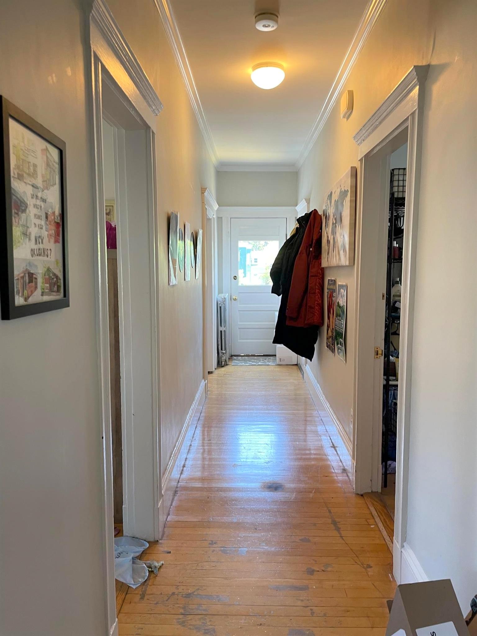 15 Farragut Ave, Teele Square