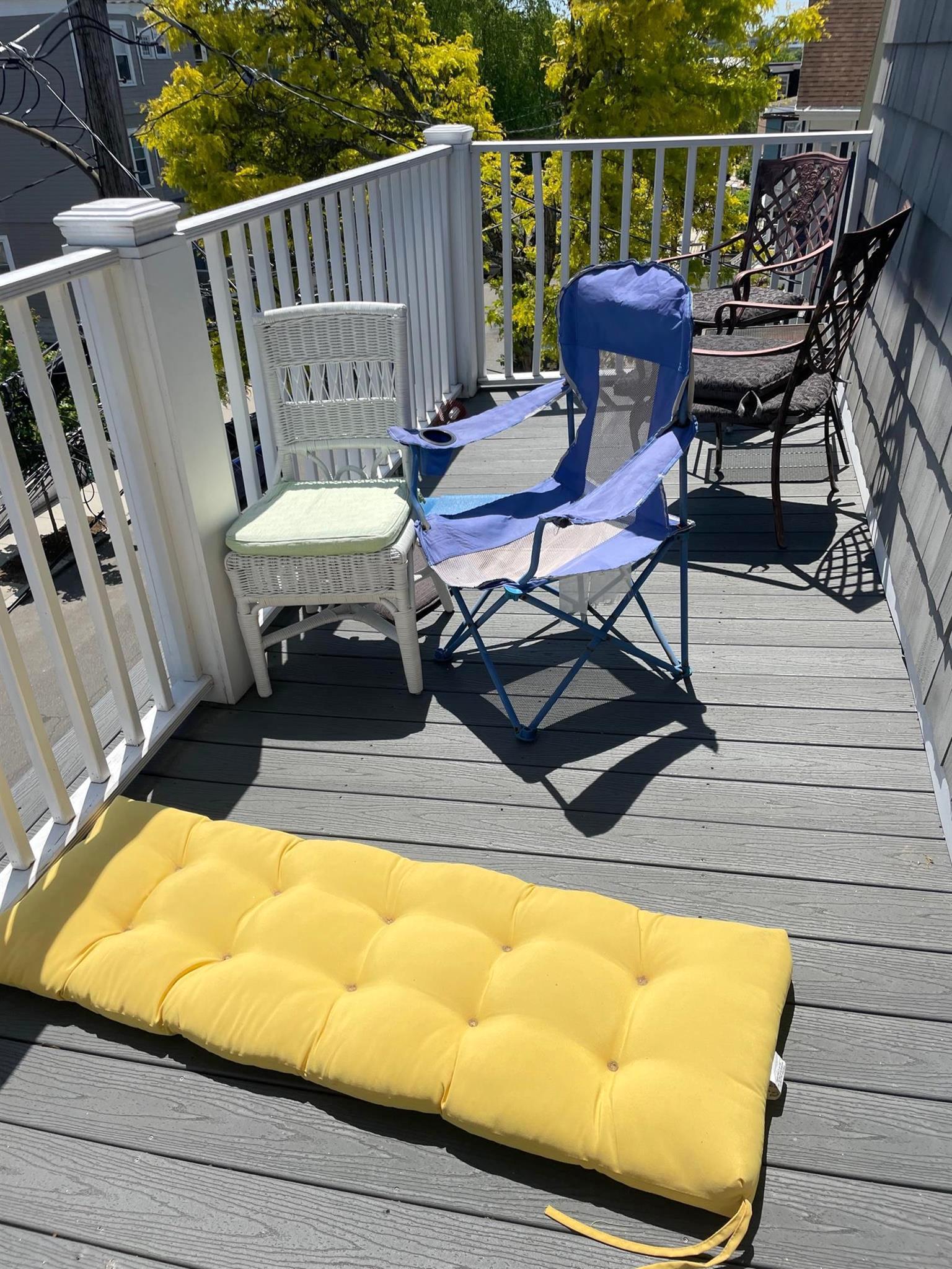 15 Farragut Ave, Teele Square