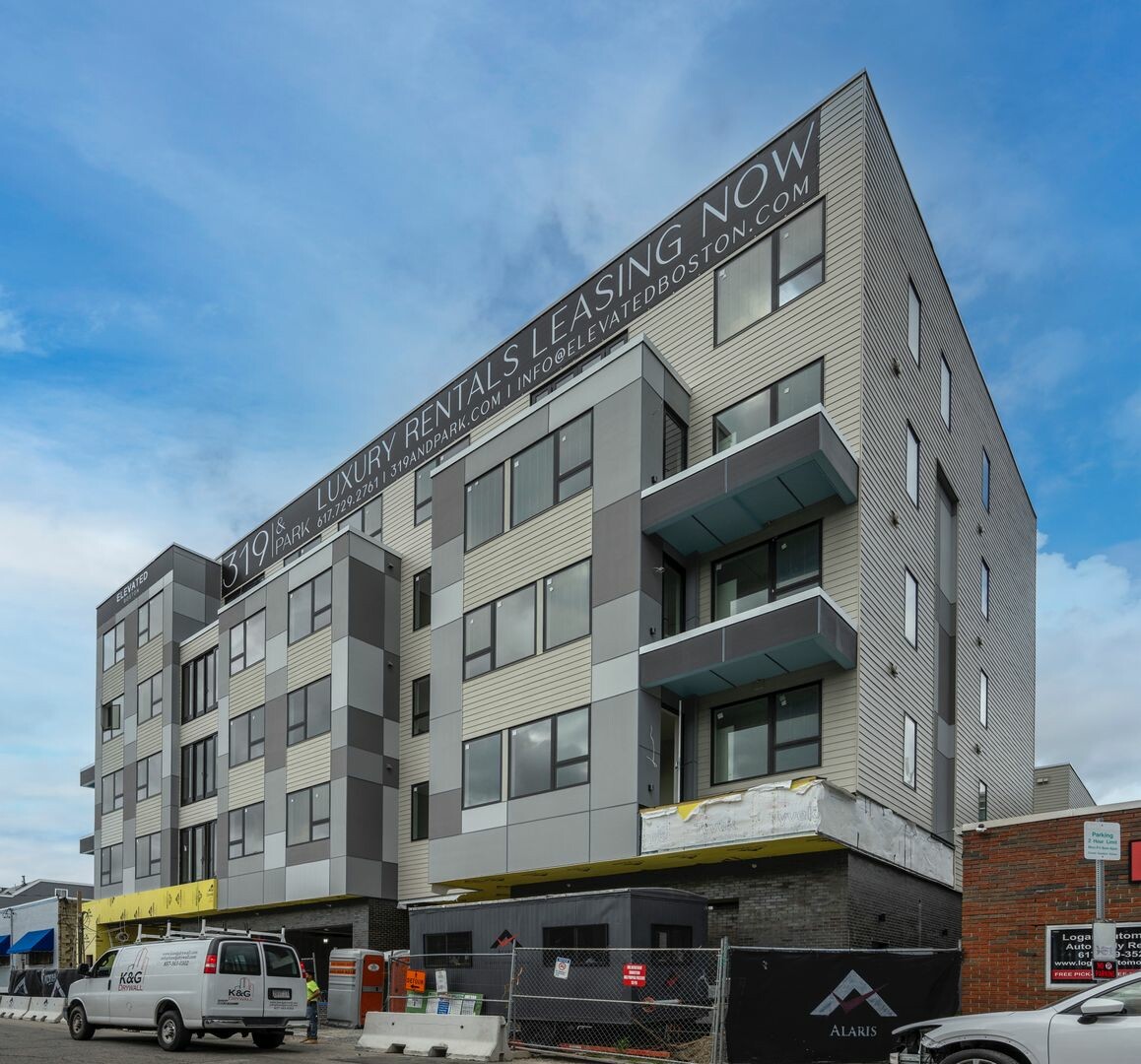 319 Chelsea St, East Boston