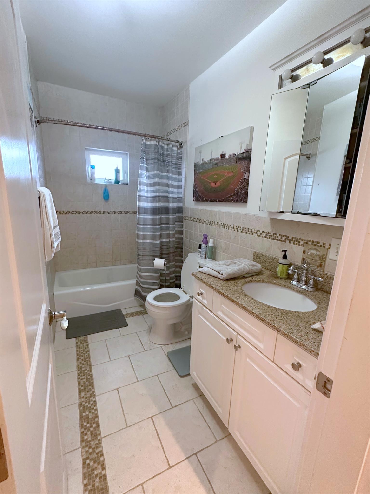 57 Greenleaf Ave, Medford