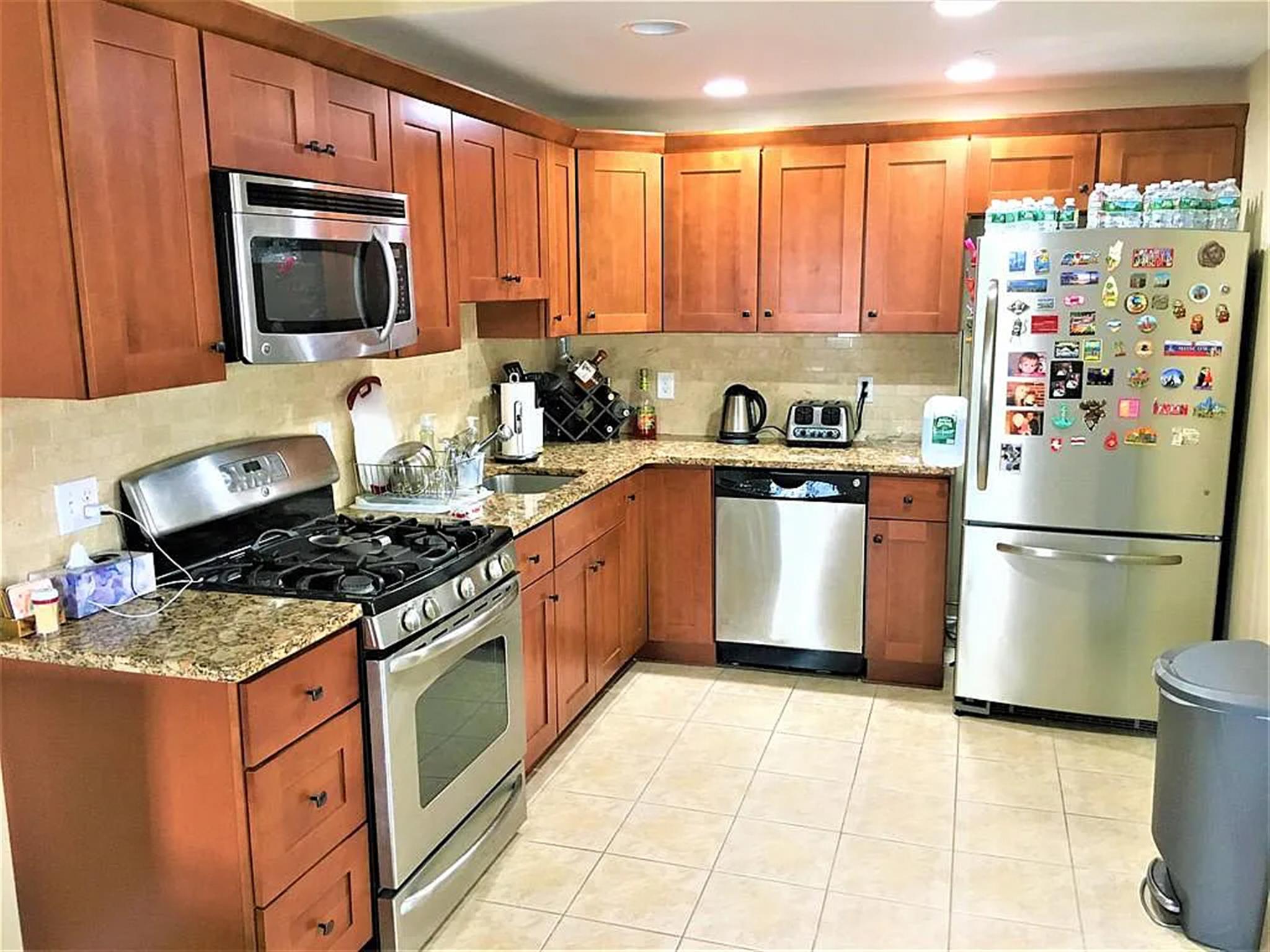 910 Saratoga St, East Boston