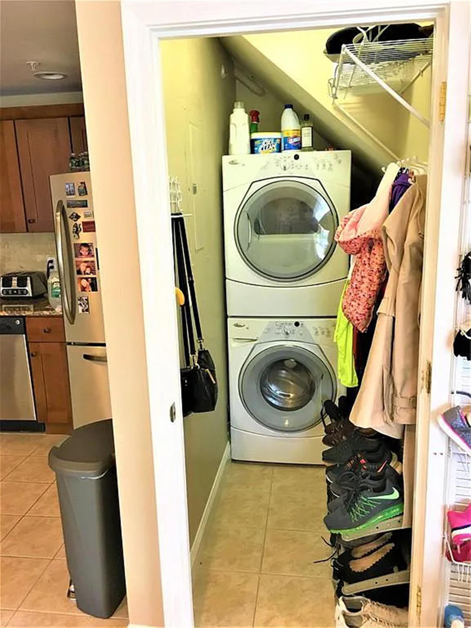 910 Saratoga St, East Boston