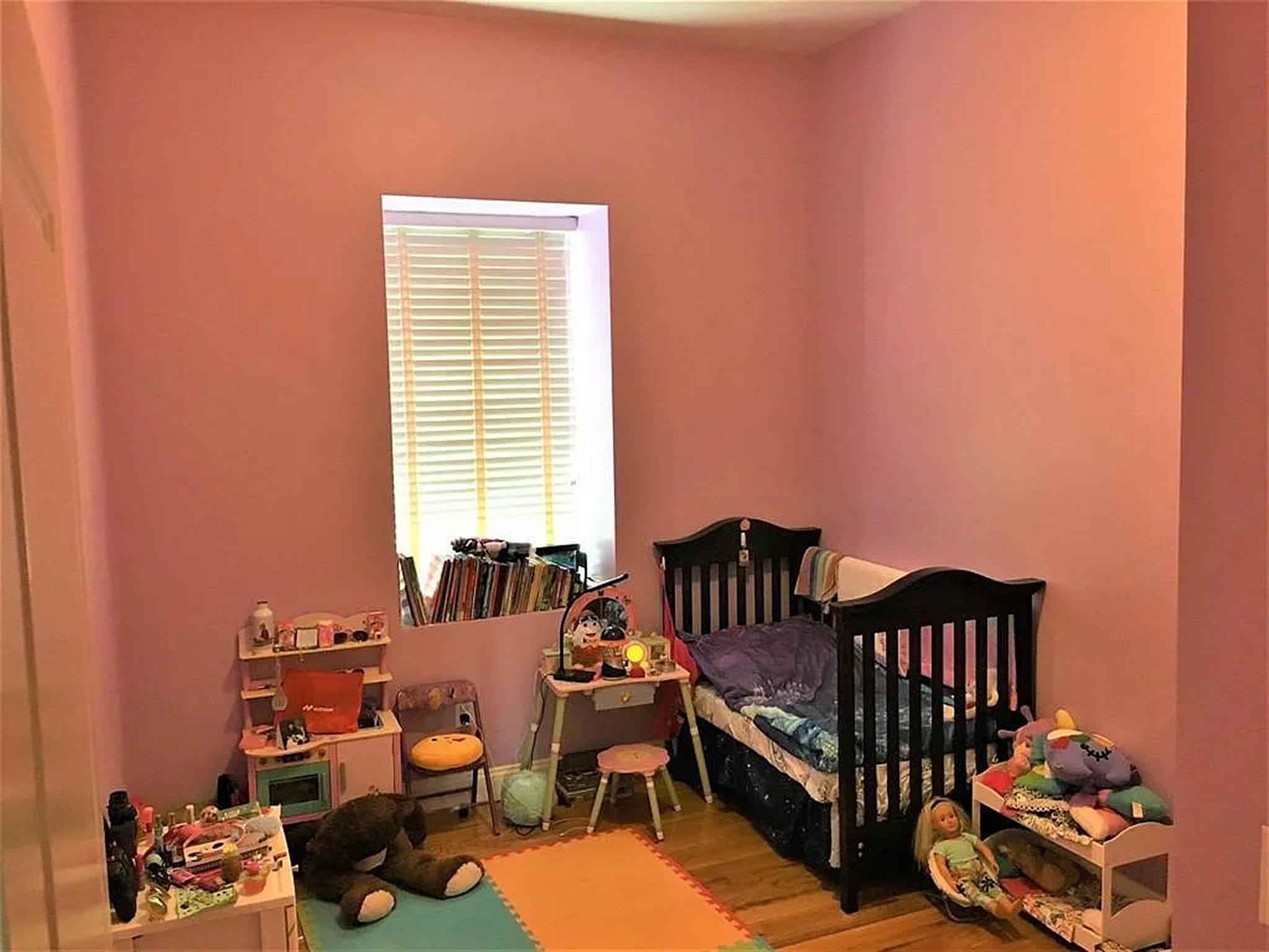 910 Saratoga St, East Boston