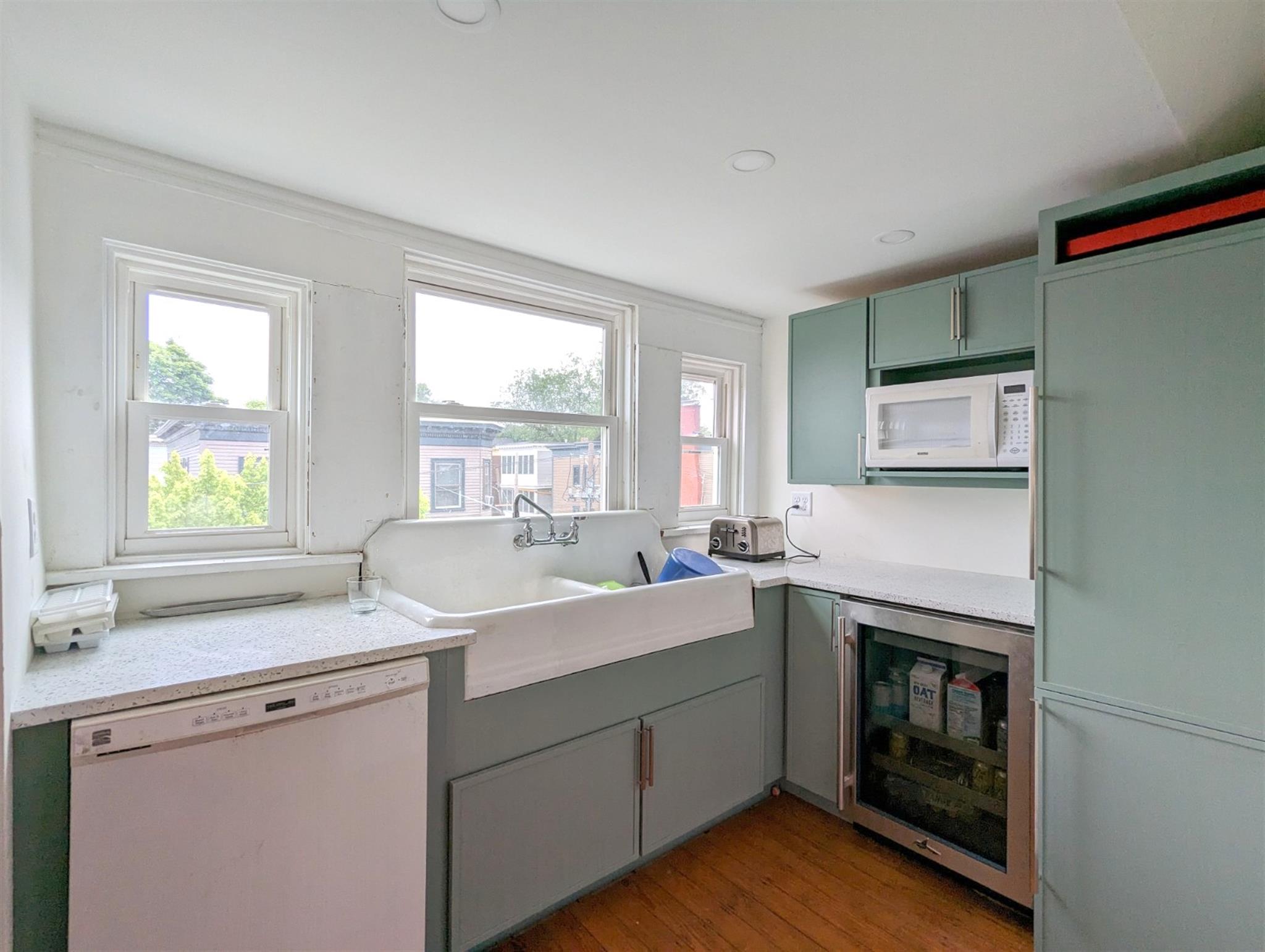81 Highland Ave, Mid Cambridge