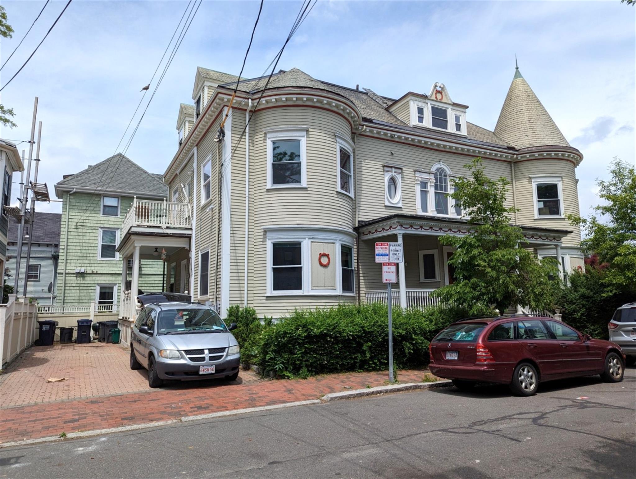 81 Highland Ave, Mid Cambridge