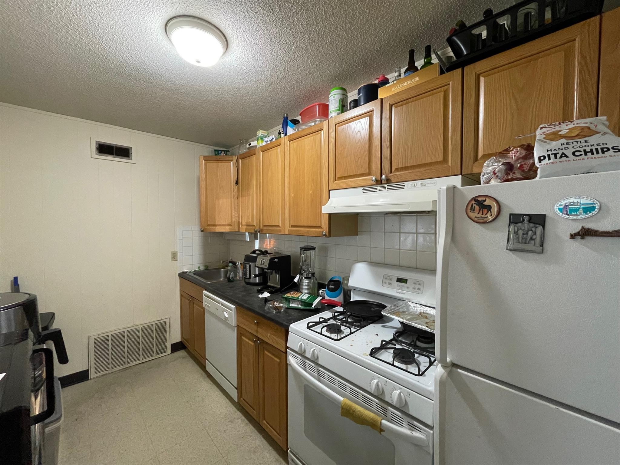 20 Hubbard Ave, Porter Square