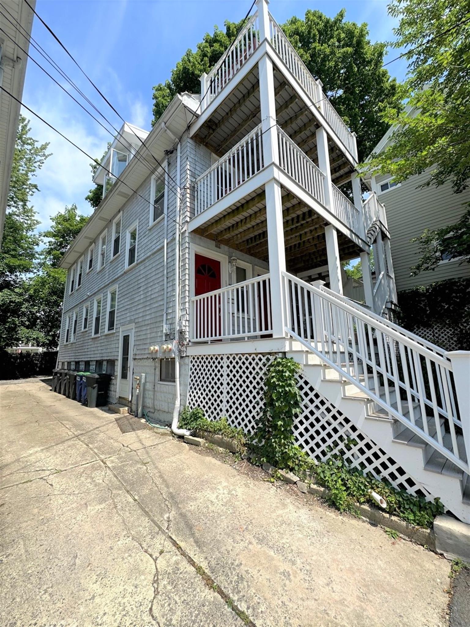 117 Yorktown St, Teele Square